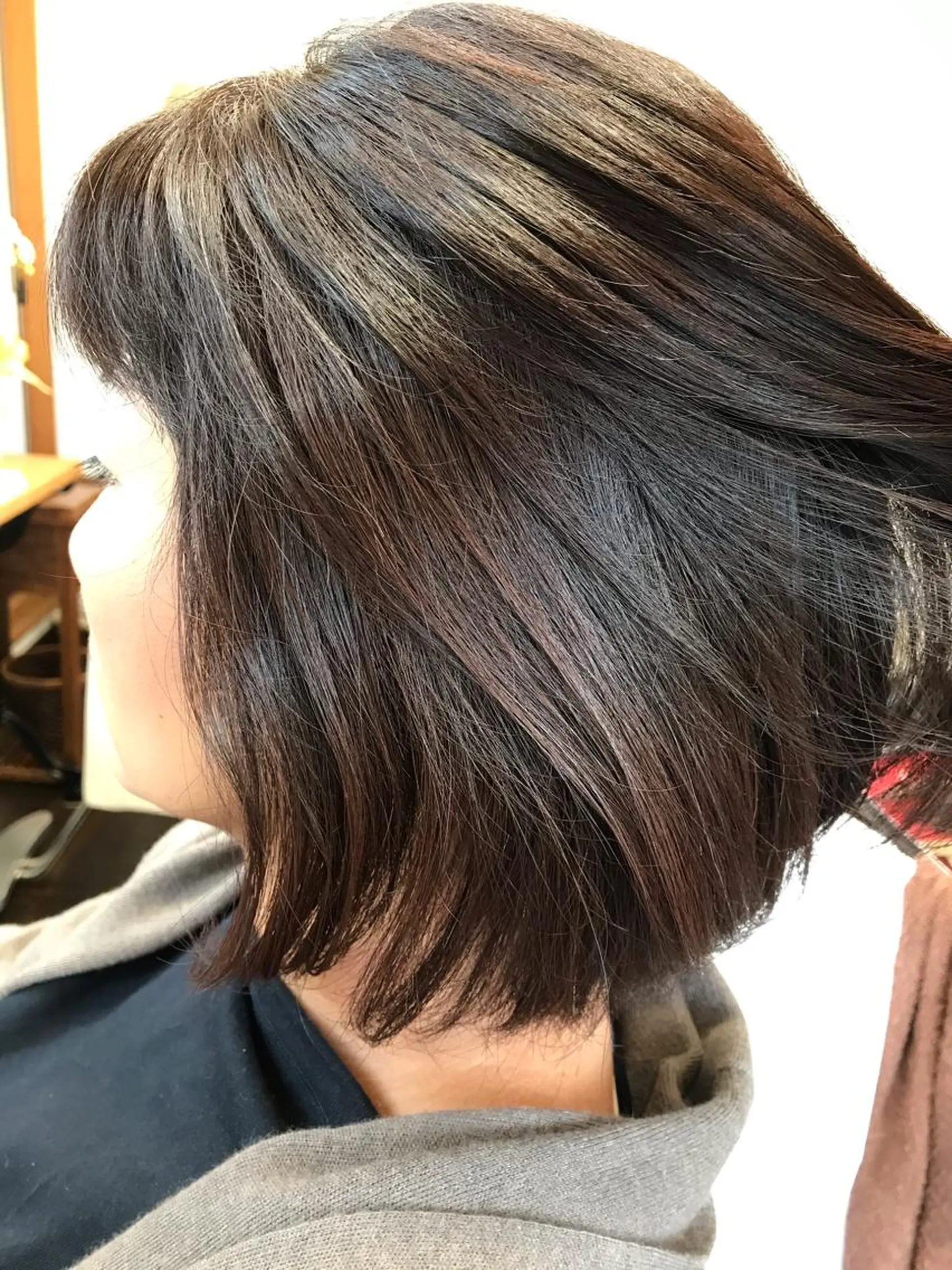 ショート カラー 小林 由里香のヘアスタイル