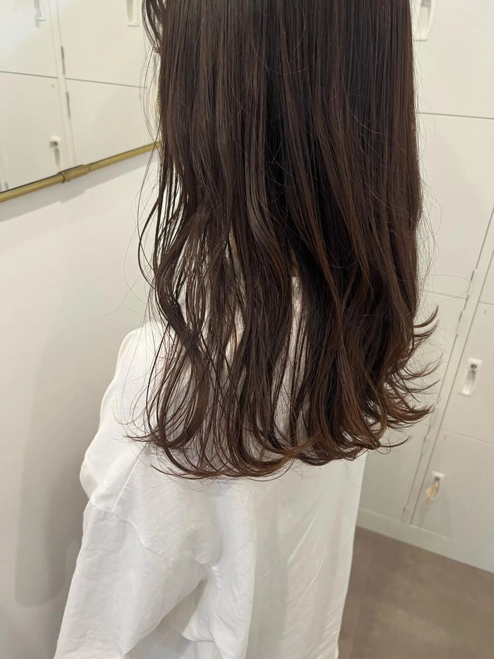 ロング カラー ベージュカラー オリーブベージュ カット ヘアカラー トリートメント 透明感カラー、 アレンジ/miyuのヘアスタイル