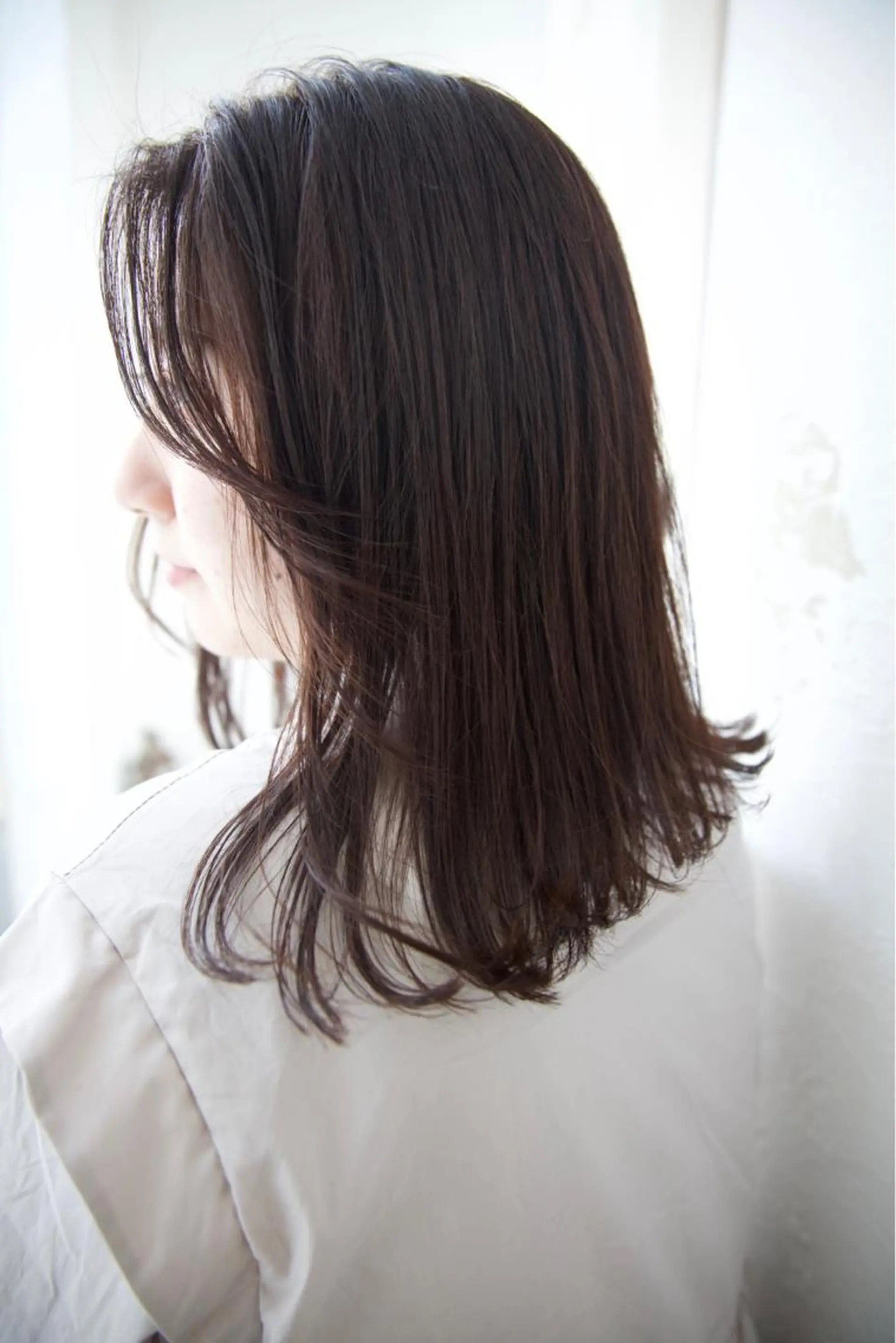 セミロング カラー トリートメント fio マナミのヘアスタイル