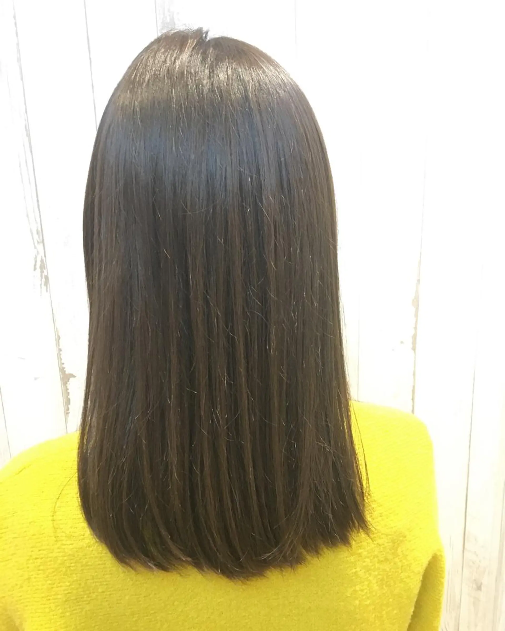 ミディアム カラー アッシュ ベージュカラー カット 縮毛矯正 松田 和樹のヘアスタイル