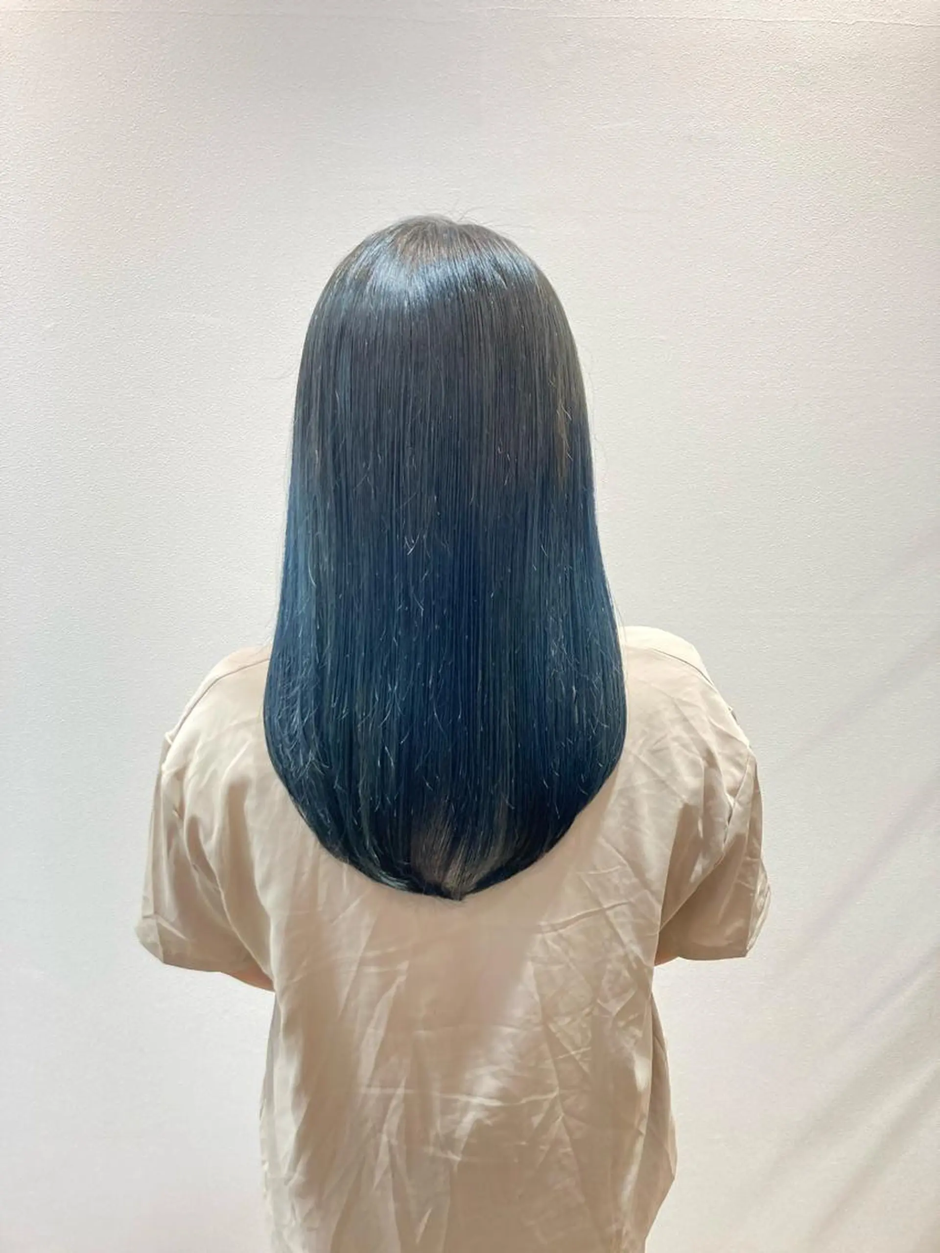 セミロング イチゴ森下所属・🌟髪質 改善🌟のヘアスタイル