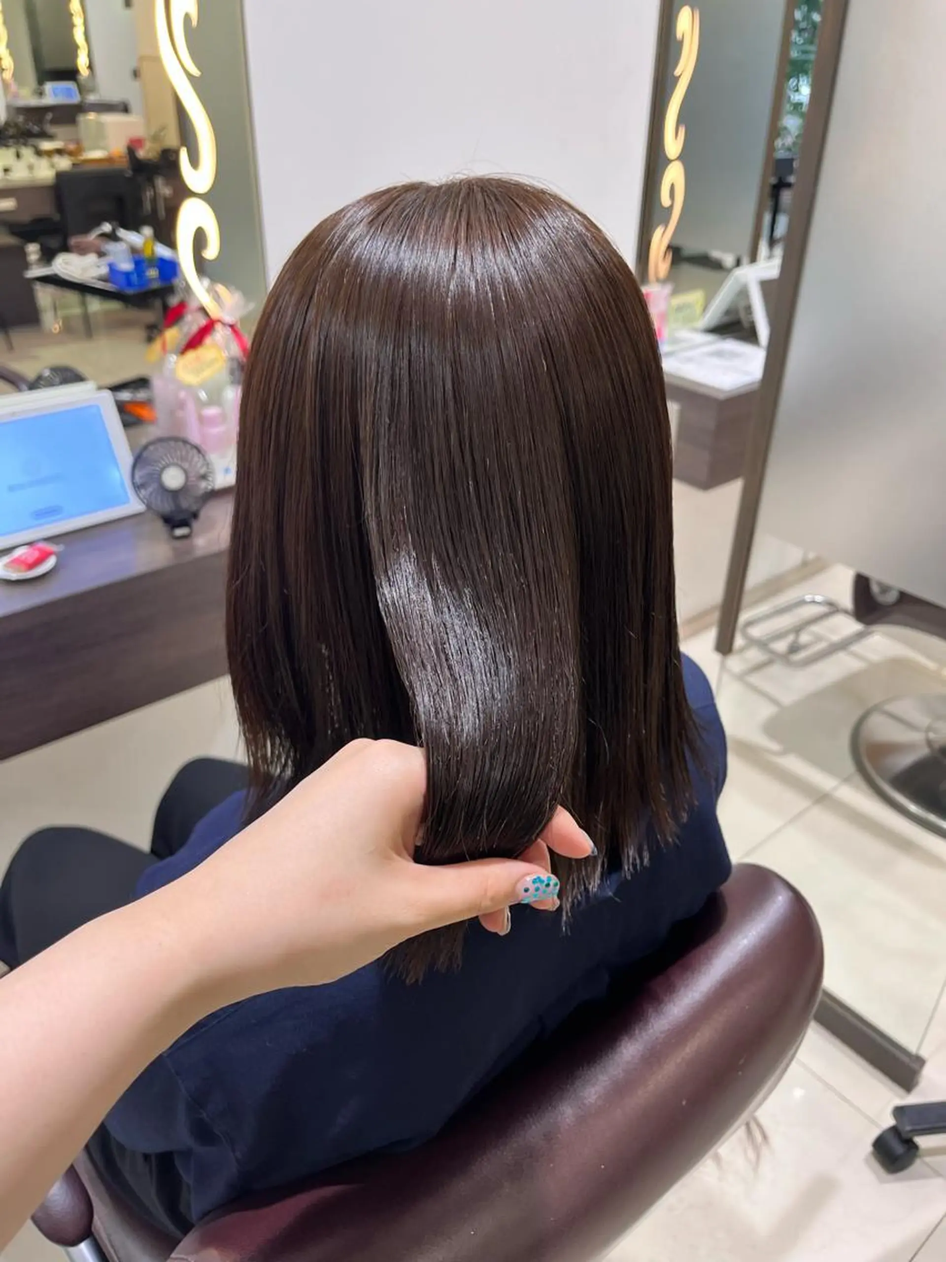 ミディアム 縮毛矯正 トリートメント カット 縮毛矯正 トリートメント ぷつっとボブ/ちゅる ピンク/mika☆のヘアスタイル