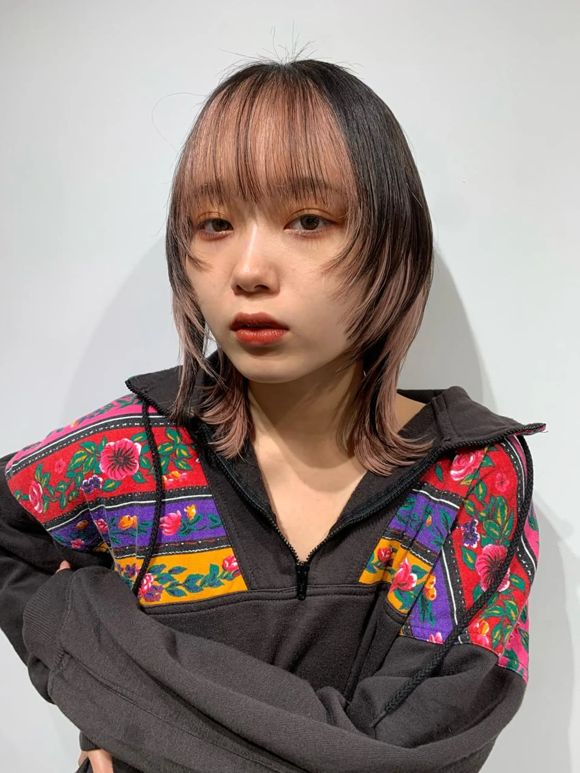 ミディアム カット ヘアカラー トリートメント ブリーチ/ウルフ ハッシュカット/石山のヘアスタイル