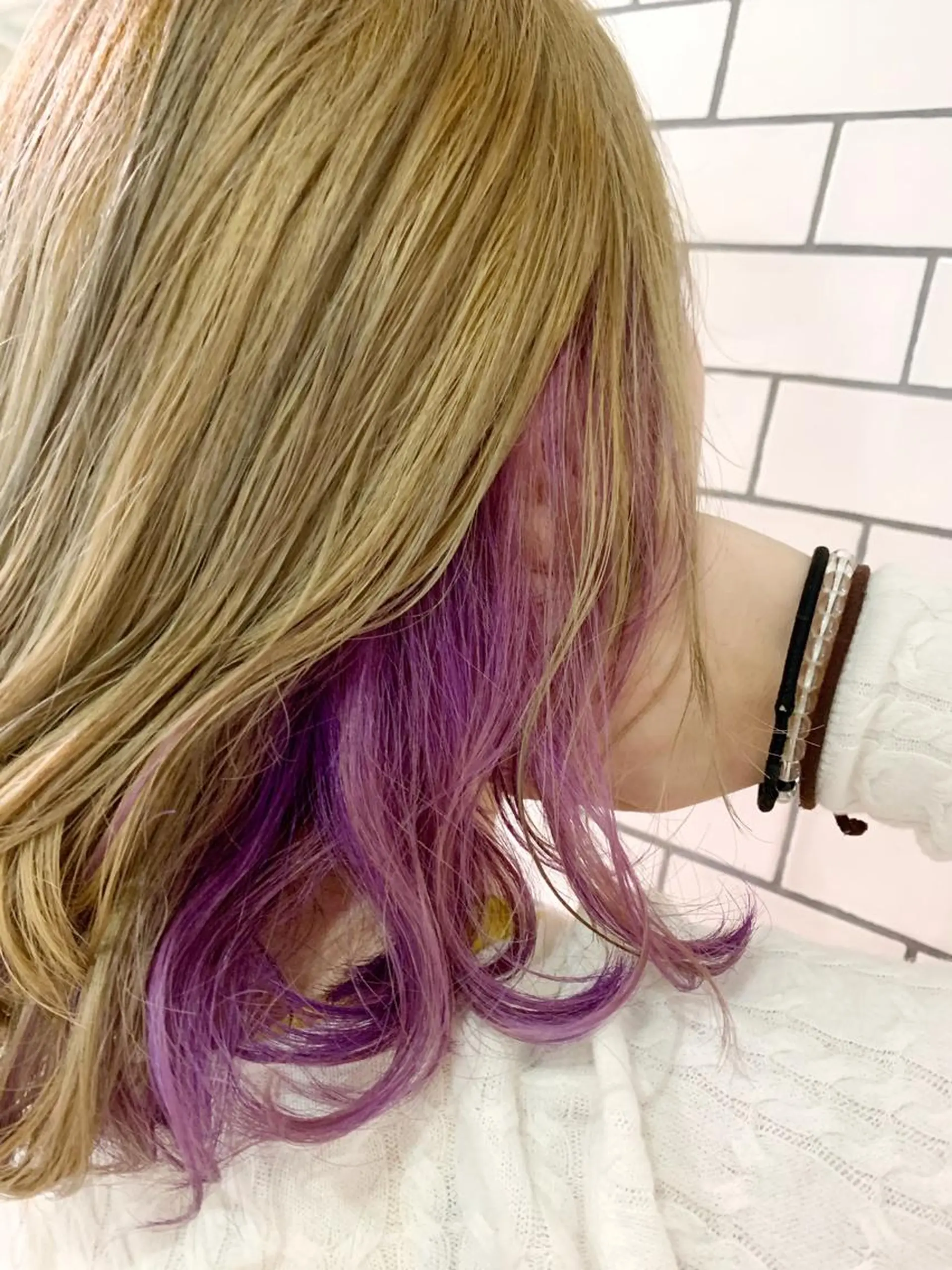 ミディアム カラー ヘアアレンジ イルミナカラー インナーカラー ピンクカラー 髪質改善 小顔カット 指名支持率NO.1 スタイリストのヘアスタイル