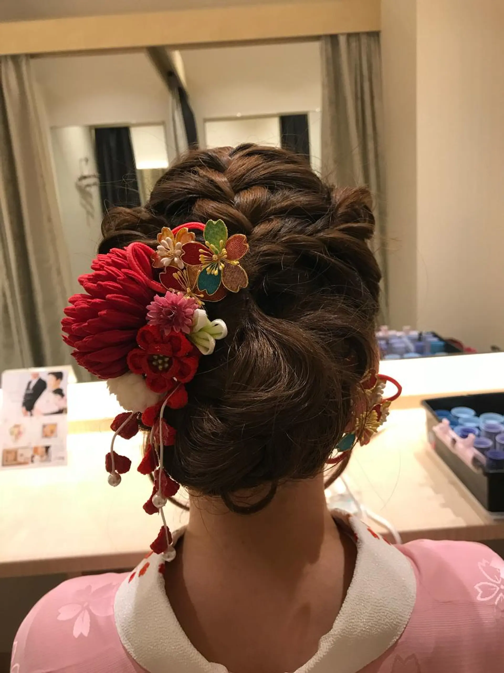 セミロング ヘアアレンジ 成人式 The Best Beauty受付担当のヘアスタイル