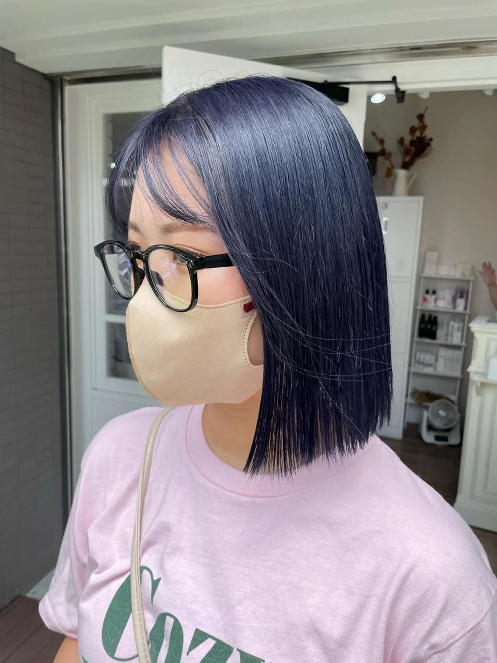 ミディアム カラー ヘアアレンジ ブリーチ ブルーカラー ブルーバイオレット バイオレットカラー ヘアカラー トリートメント 酸性縮毛矯正 梅田茶屋町 Juriのヘアスタイル