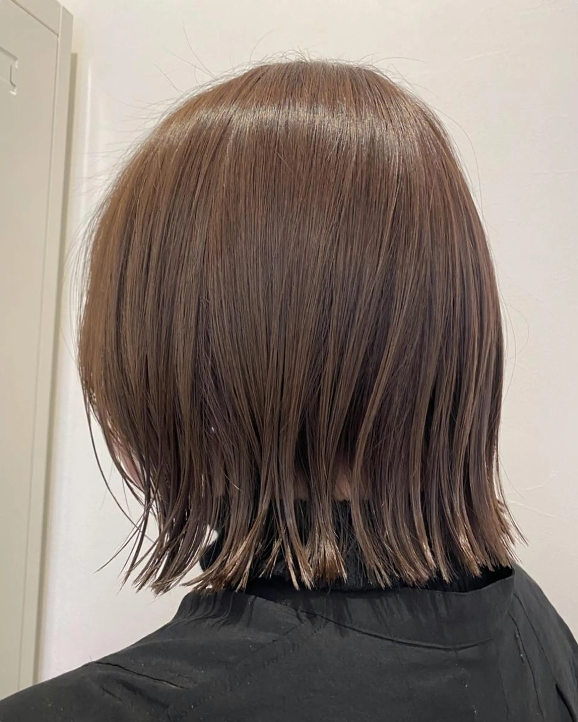 ミディアム カラー ブリーチ ケアブリーチ 透明感カラー ダブルカラー イヤリングカラー ブリーチなしWカラー /酸性ストレート河本のヘアスタイル