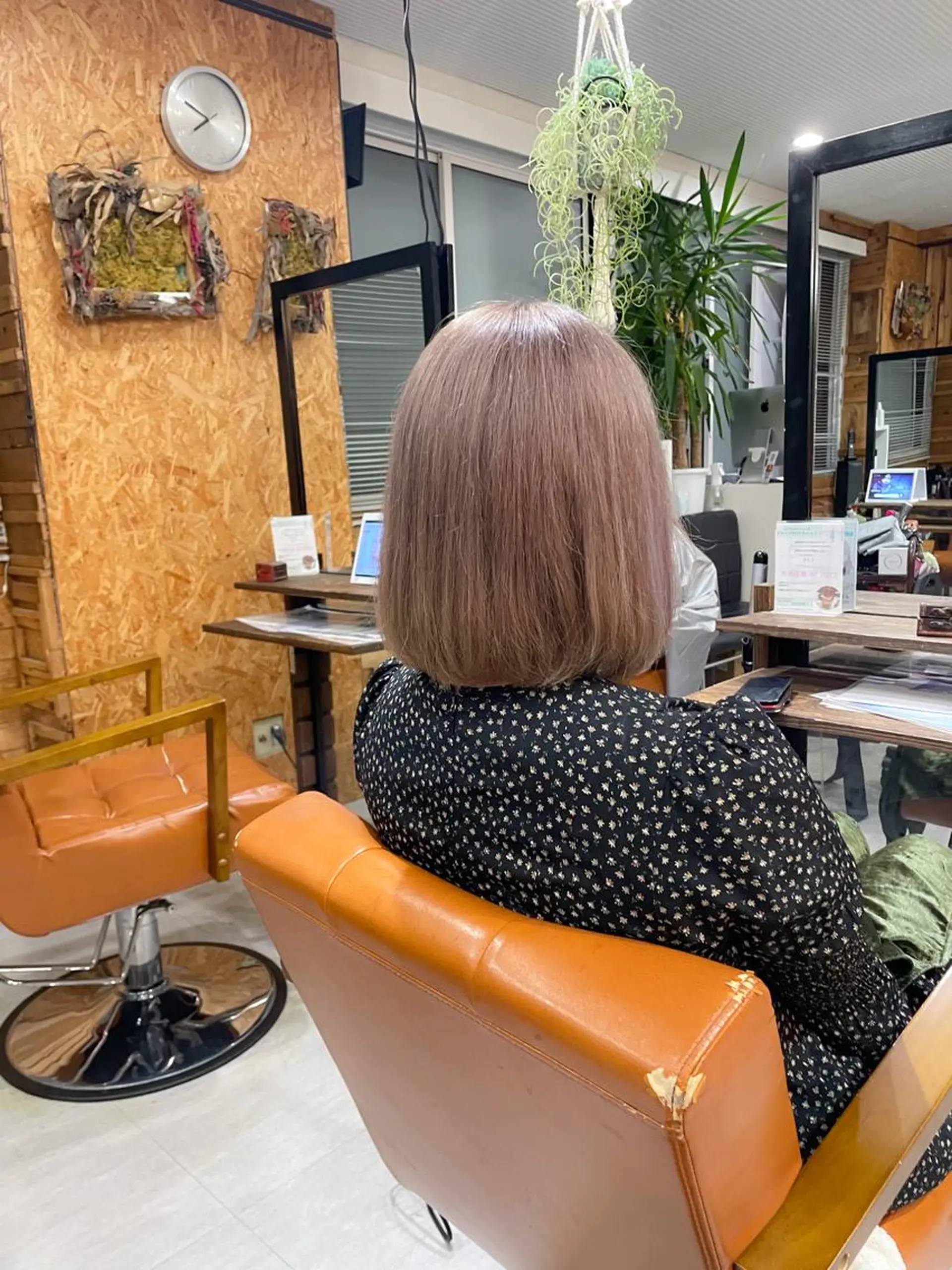 ミディアム カラー ブリーチ ヘアカラー かんばら りょーいのヘアスタイル