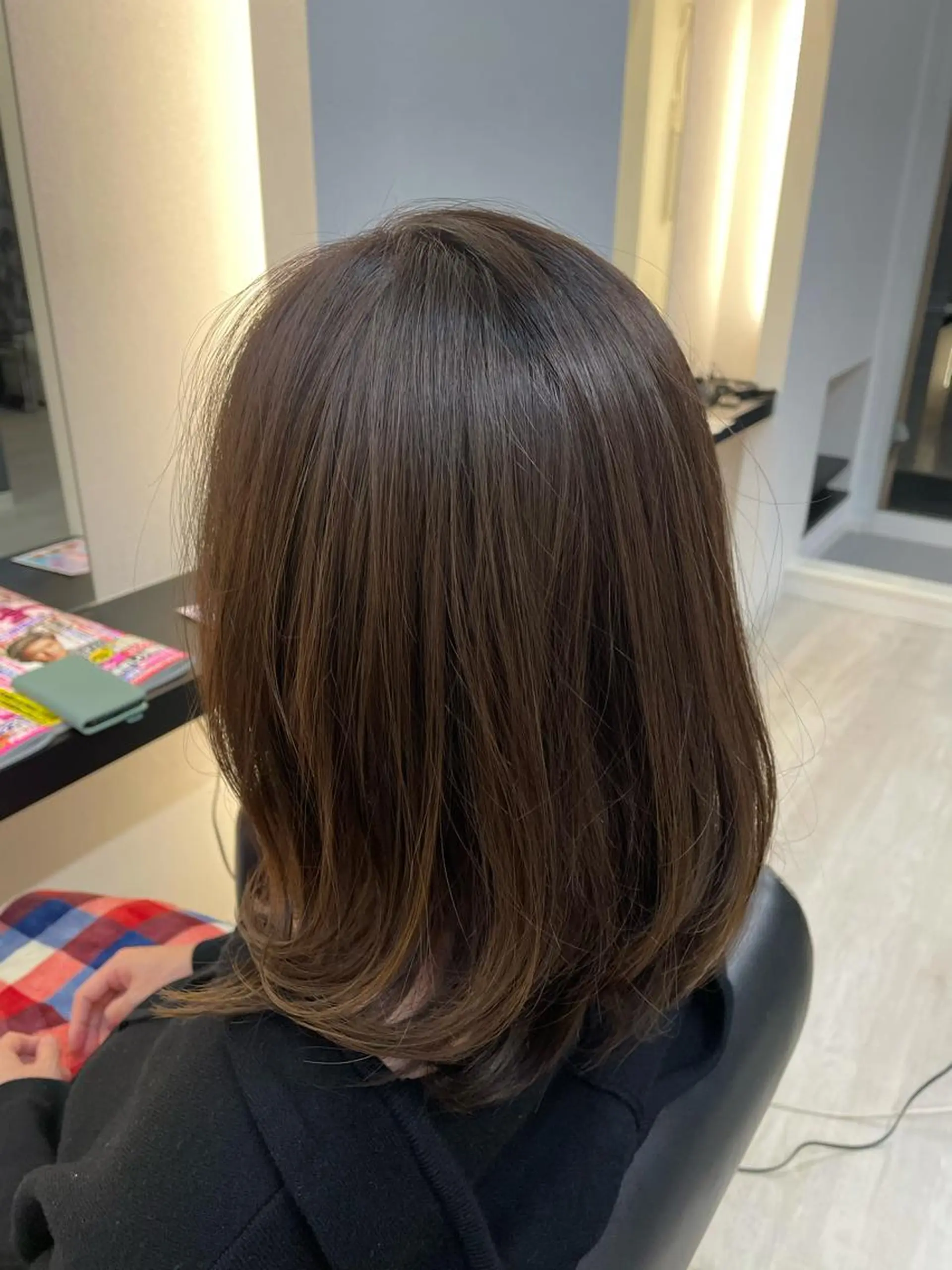 セミロング カラー アッシュ Hair salon Reve〜レーヴ〜所属・髪質改善・美髪矯正 特化型美容師・北野のヘアスタイル