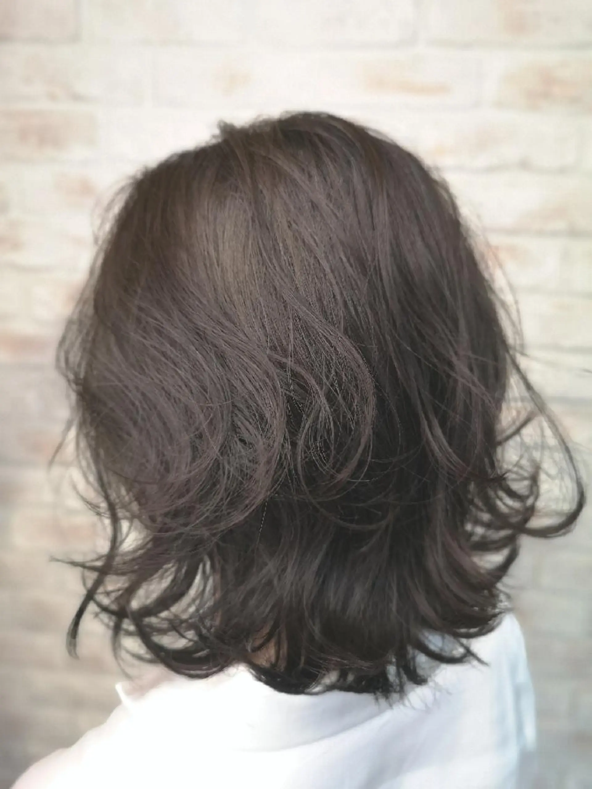 ミディアム カラー ベージュカラー Afinar　 tomoのヘアスタイル