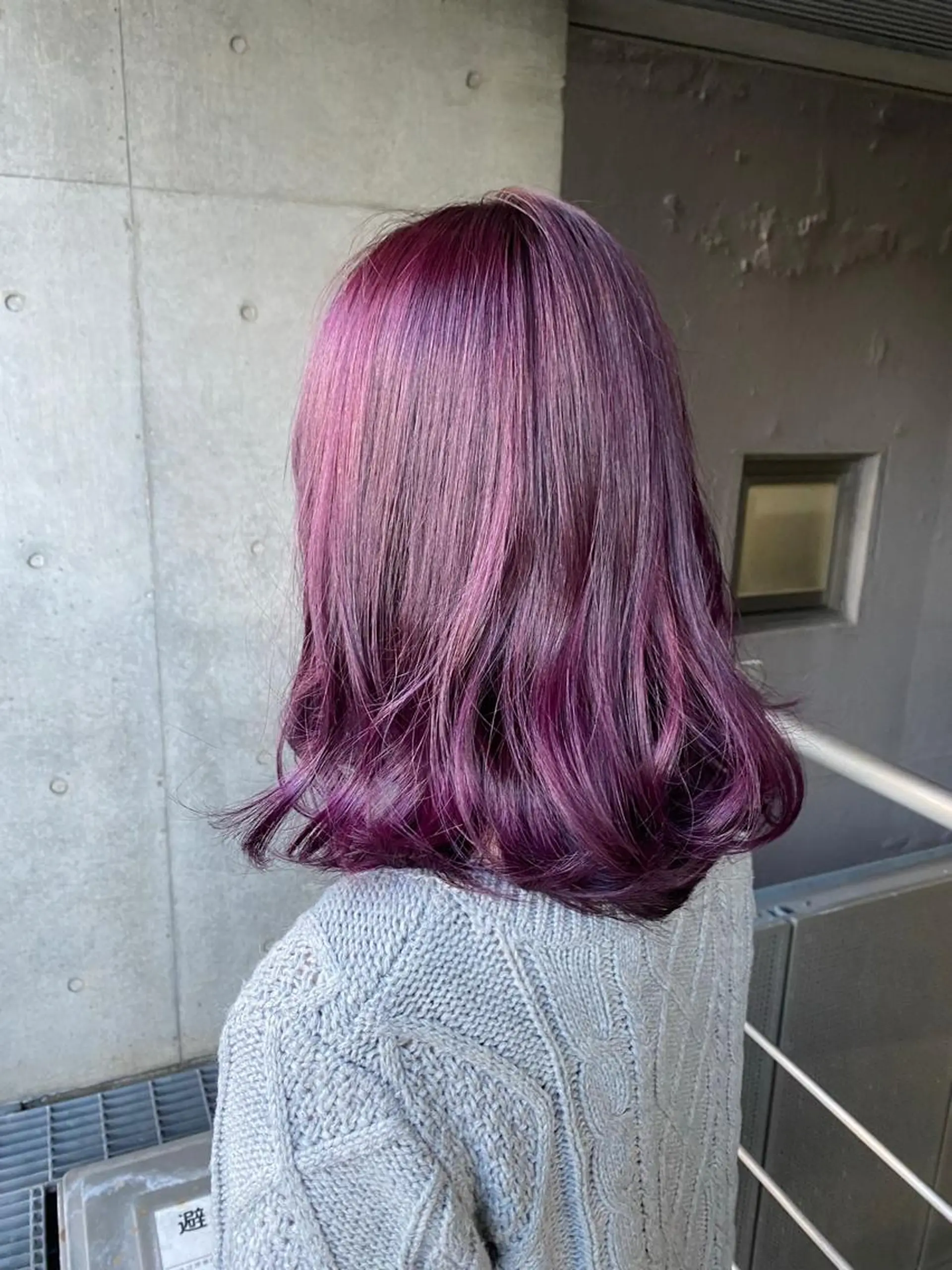 セミロング カラー ブルーカラー ブルーパープル パープルカラー MUK ムクのヘアスタイル
