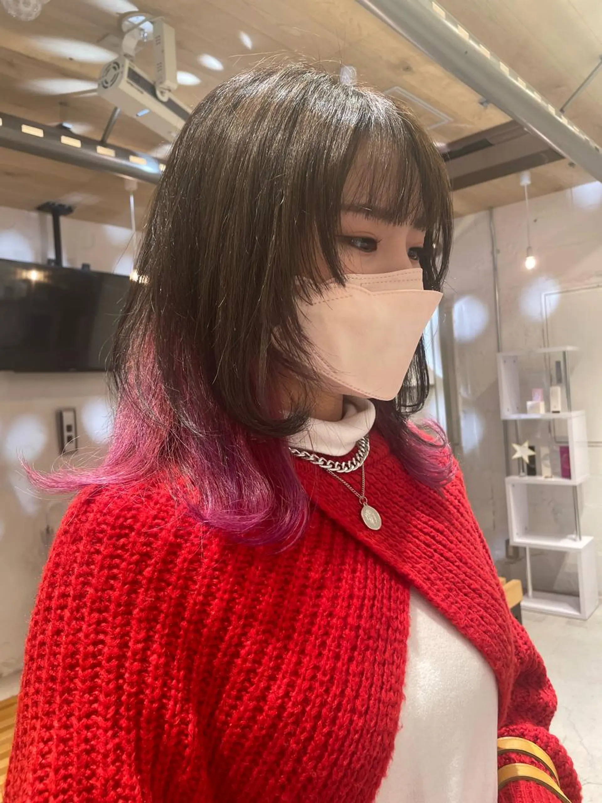 セミロング カラー 艶ハイトーン👑♡ NATSUKIのヘアスタイル