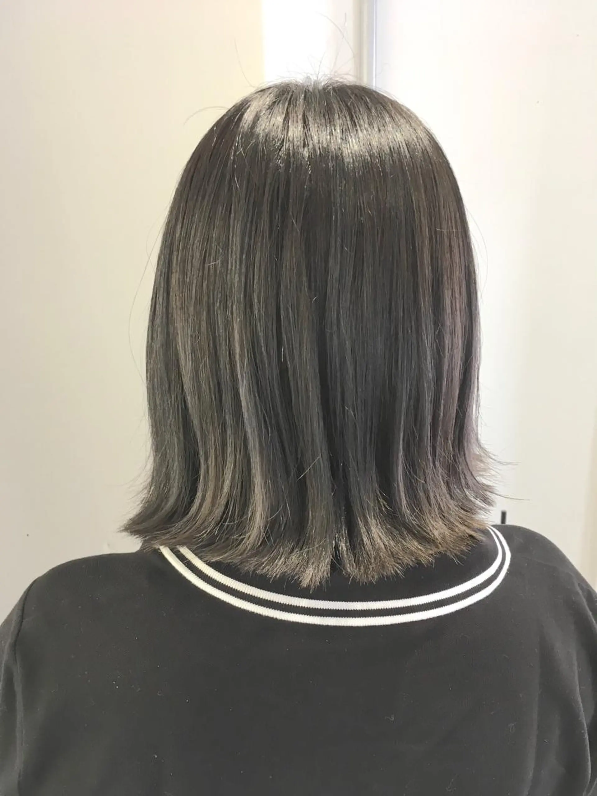 ミディアム カラー グレージュ ヘアカラー トリートメント ヘッドスパ ヘアセット go today shaire salon 本店所属・yoshi ☆のヘアスタイル