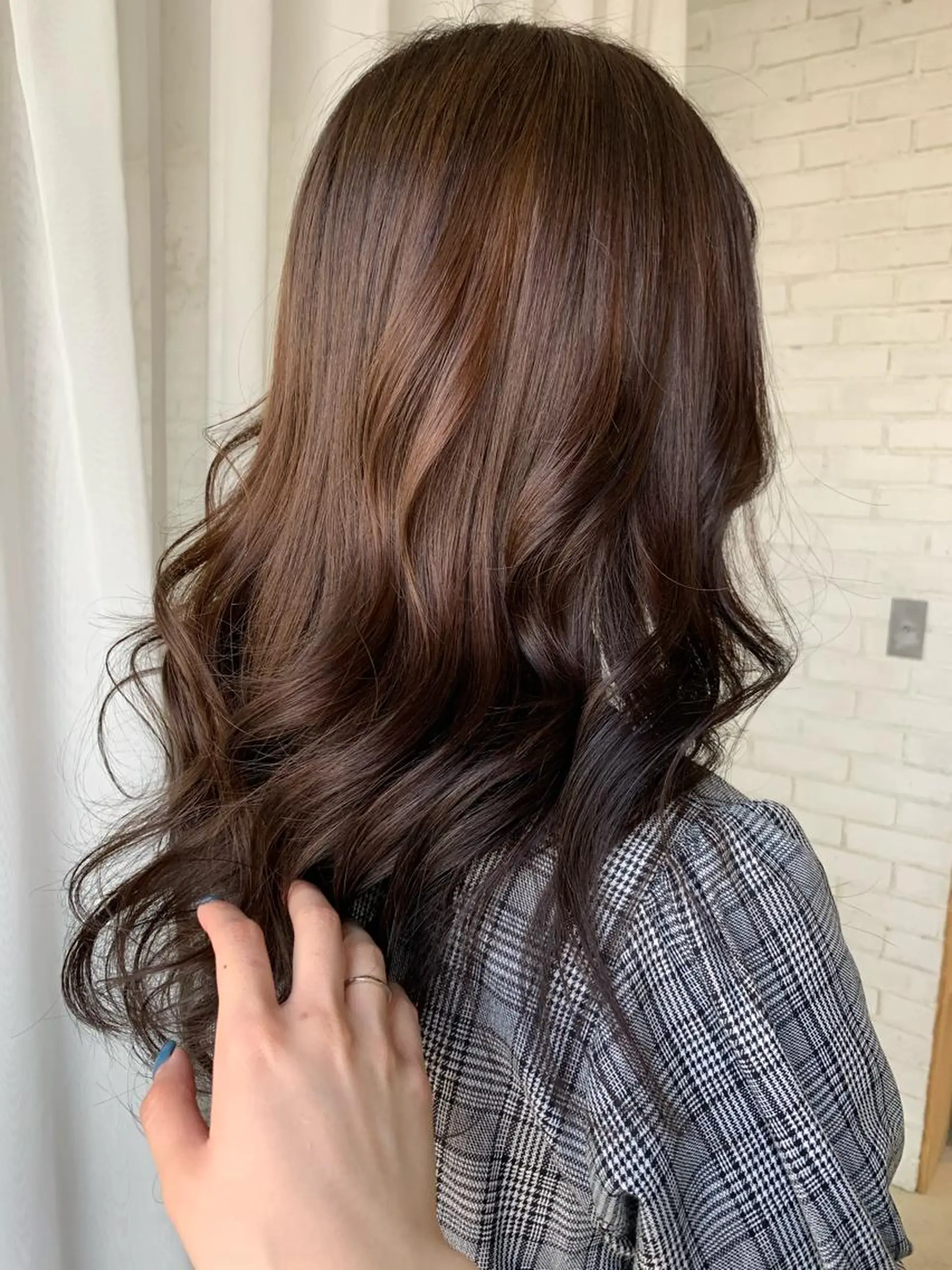 ロング u n aのヘアスタイル
