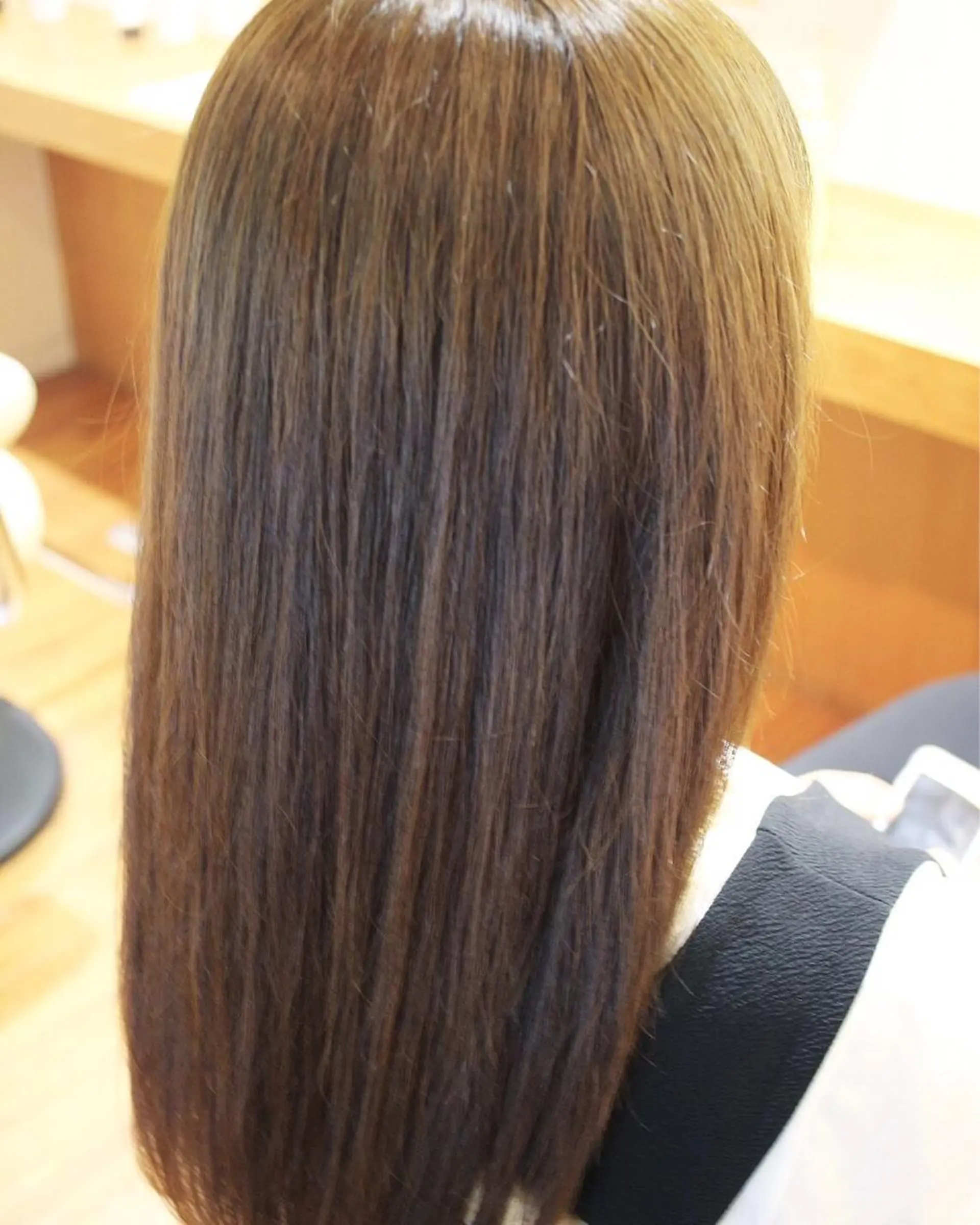 ロング カラー 大場 優のヘアスタイル