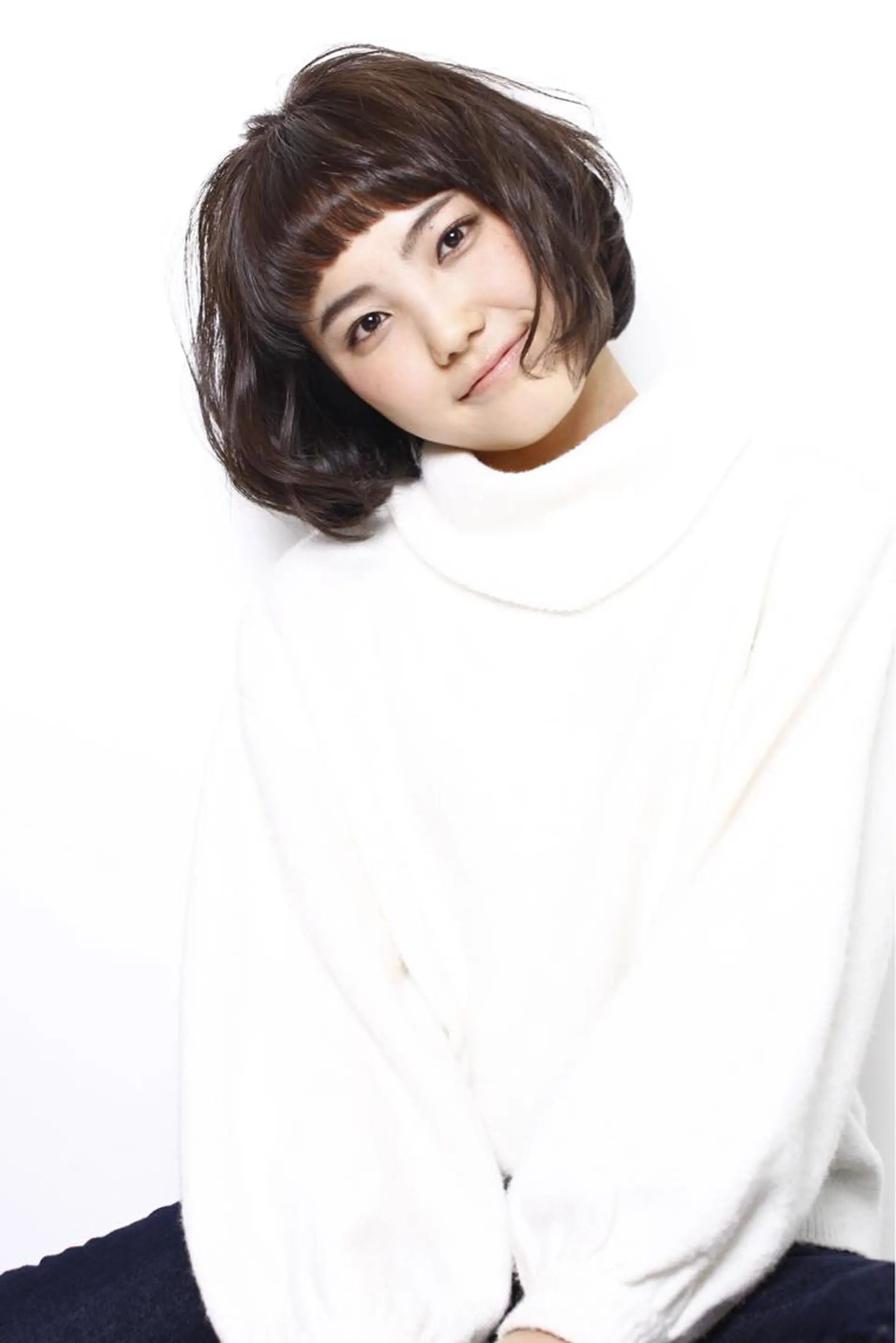 ショート カラー ショートボブ アッシュ イルミナカラー ボブ ショートヘア カット ヘアカラー トリートメント 🌈限定価格🌈 鈴木　瑛輔のヘアスタイル