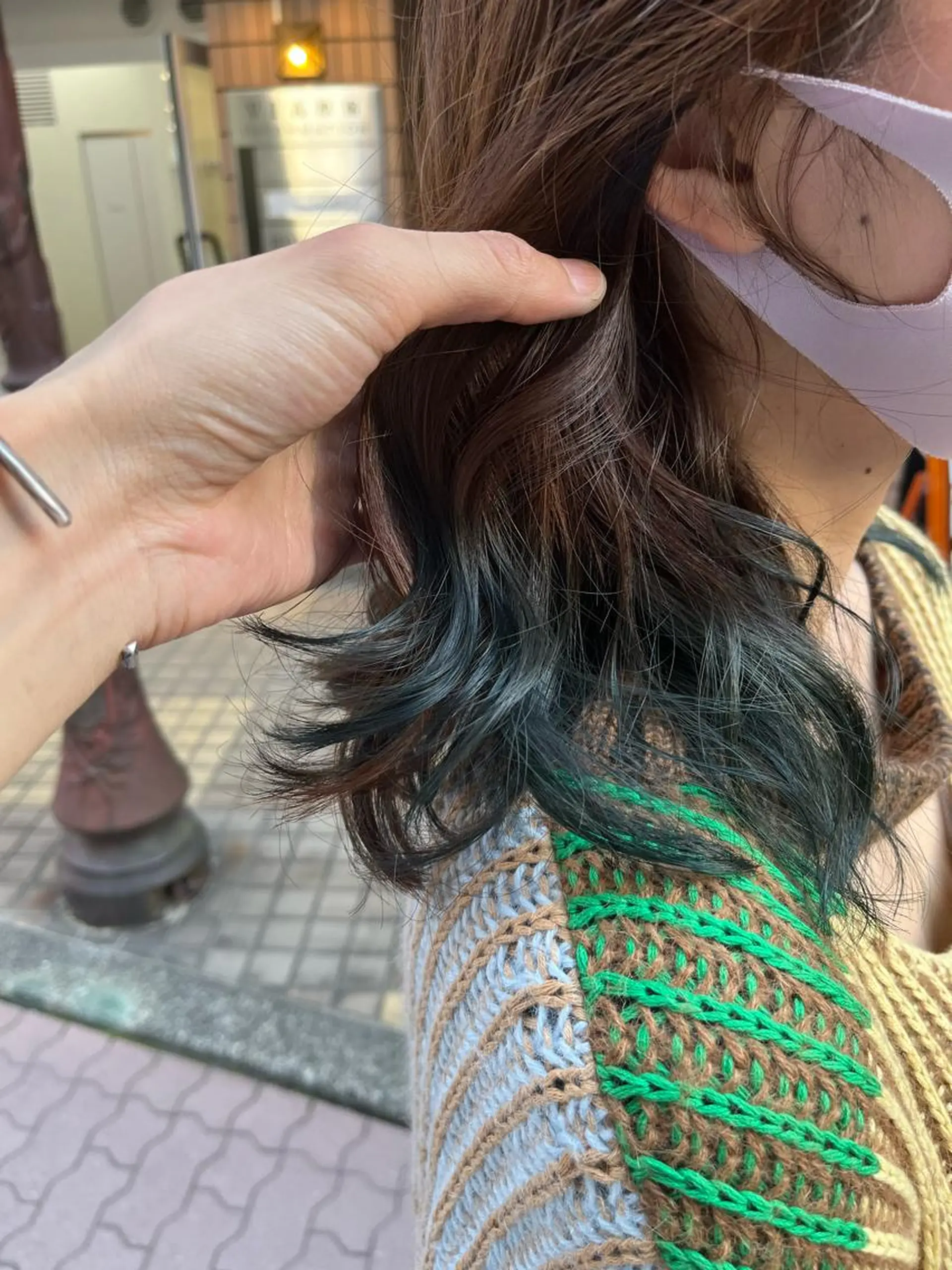 ミディアム カラー ショートボブ ボブレイヤー アッシュ バレイヤージュ ミストバング カット ヘアカラー トリートメント 原宿サロン代表 デザインカラー伊藤卓のヘアスタイル