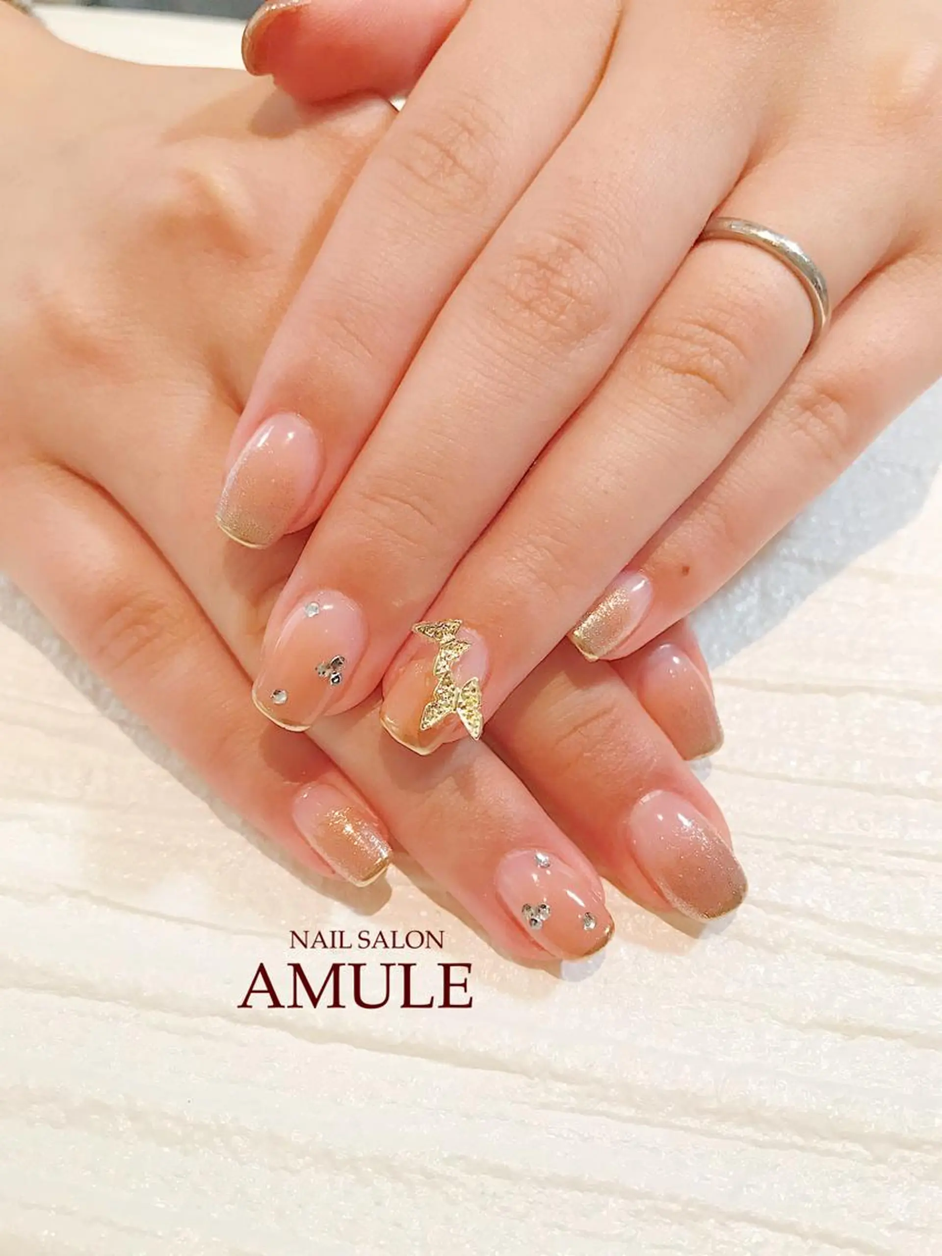 ネイル アートネイル ジェルネイル グラデーション マグネットネイル ミラーネイル ハンドネイル NAILSALON AMULEのネイルデザイン