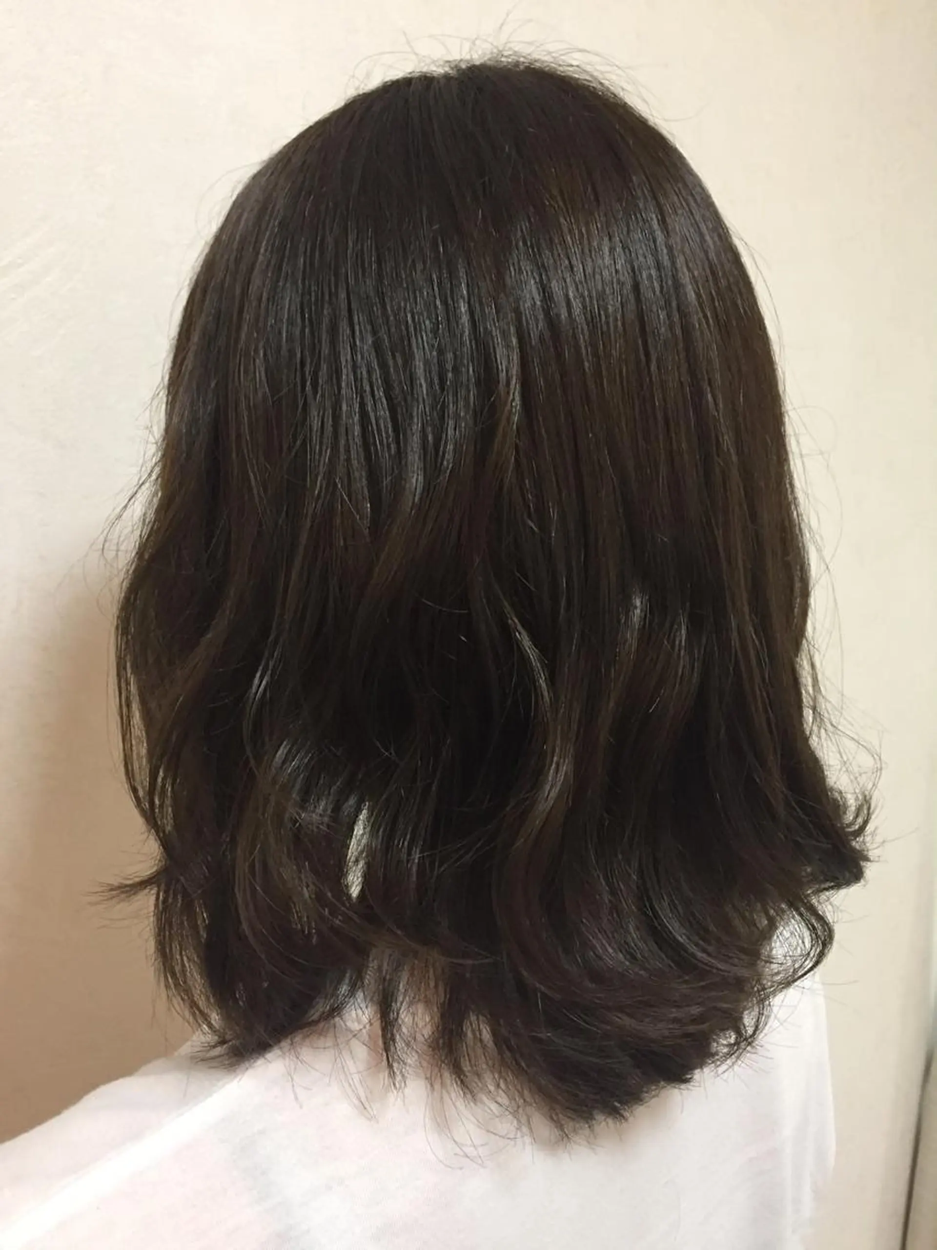 ミディアム カラー パーマ 隅田 美樹のヘアスタイル