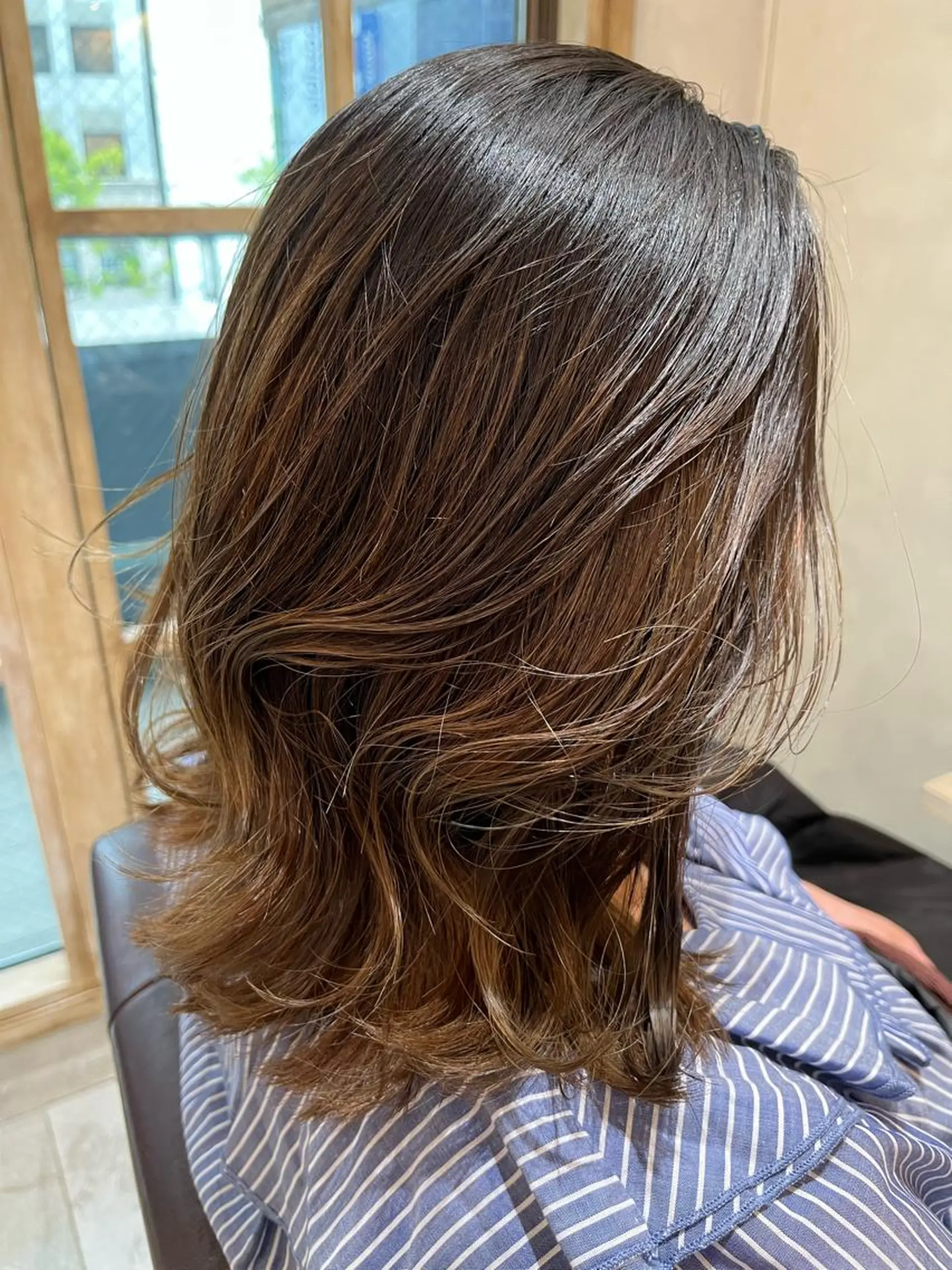 ミディアム カット ヘアカラー LucksiMie ginza  明松のヘアスタイル