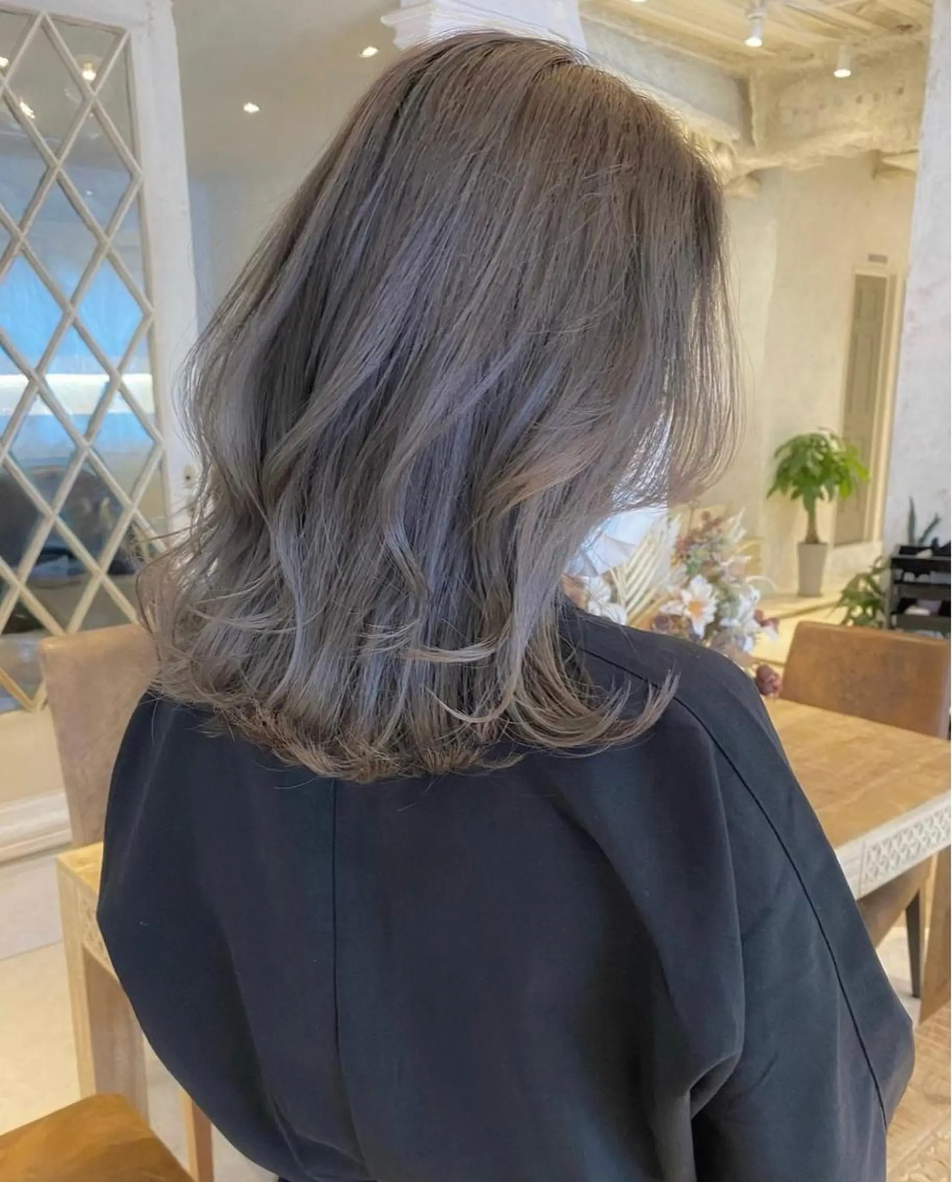 セミロング カラー 三重で1番ショートが 上手い美容師💎廣田のヘアスタイル