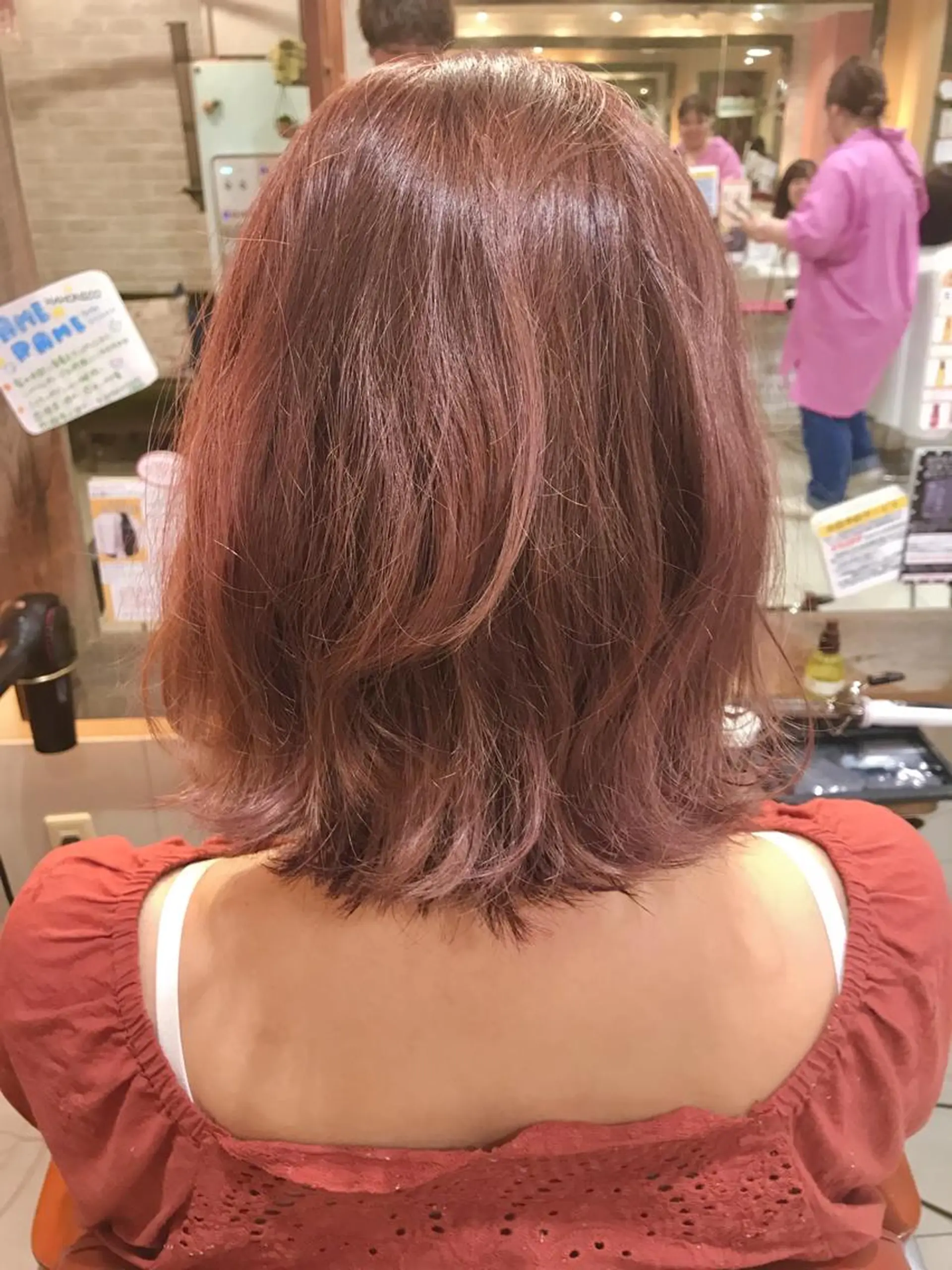 ミディアム カラー パーマ ミディアムパーマ バレイヤージュ グラデーションカラー ハイライトカラー インナーカラー 増子 幹樹のヘアスタイル