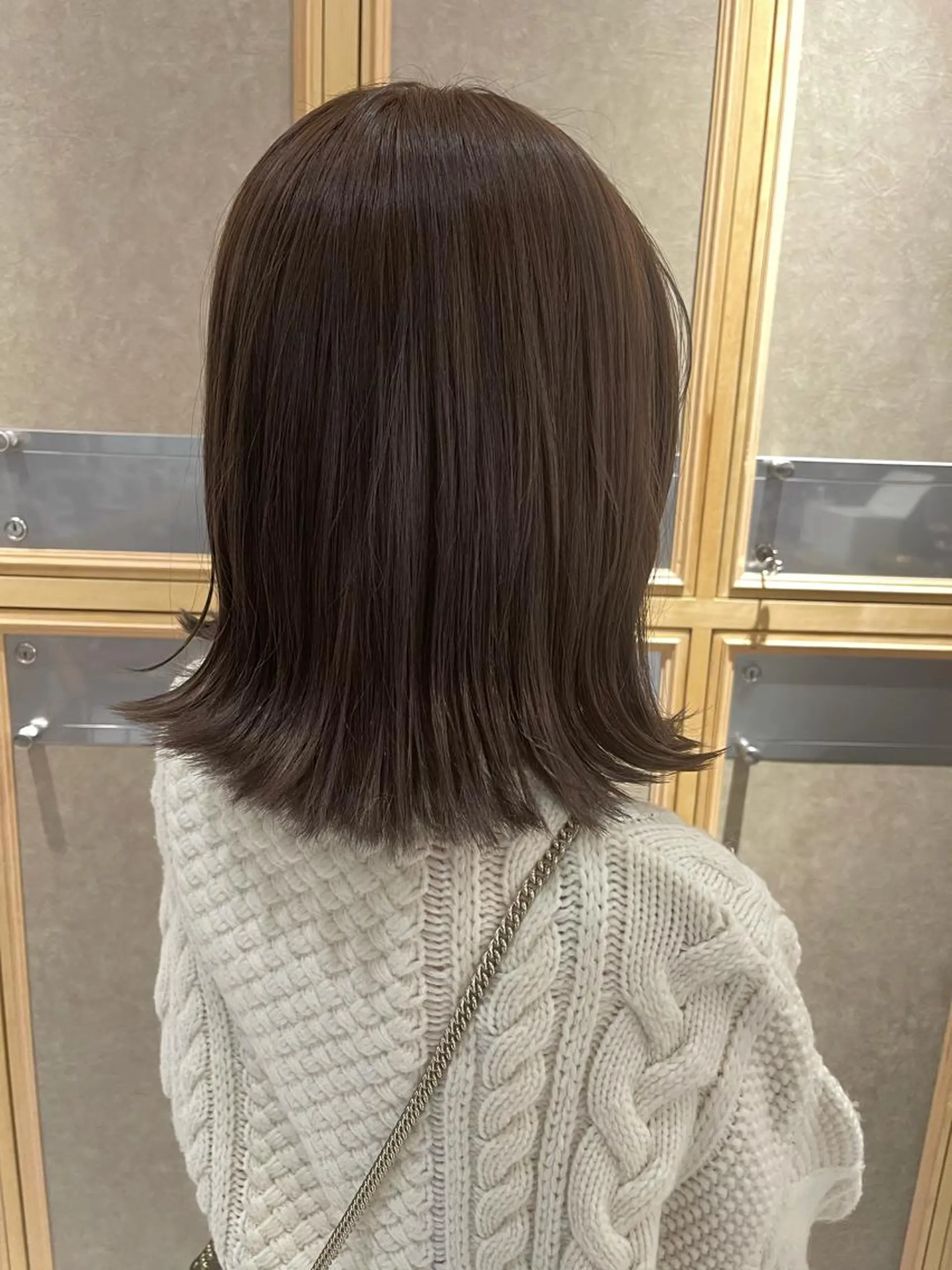 ミディアム カラー グレージュ ヘアカラー トリートメント ヘッドスパ ヘアセット ラベンダー/レイヤー スタイル🤎mamiのヘアスタイル