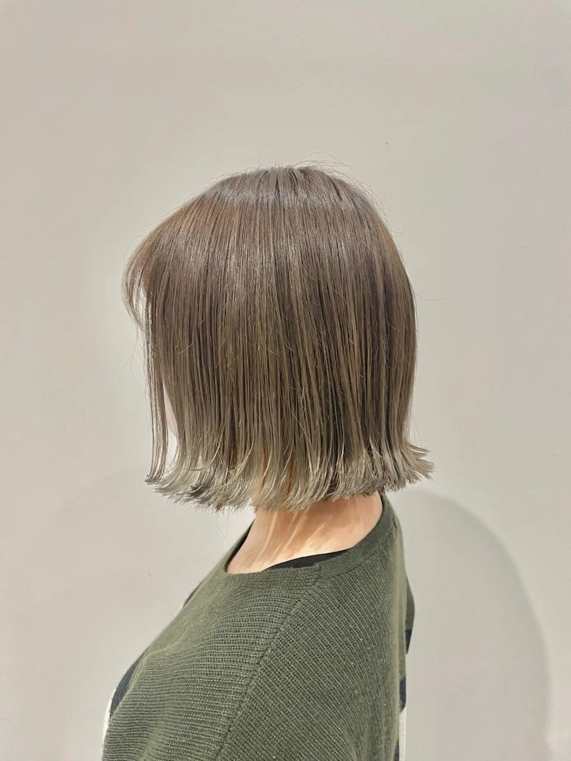 ミディアム カラー 透明感カラー ボブ 外ハネヘア ufu所属・🫧KOWATA KASUMI🫧のヘアスタイル