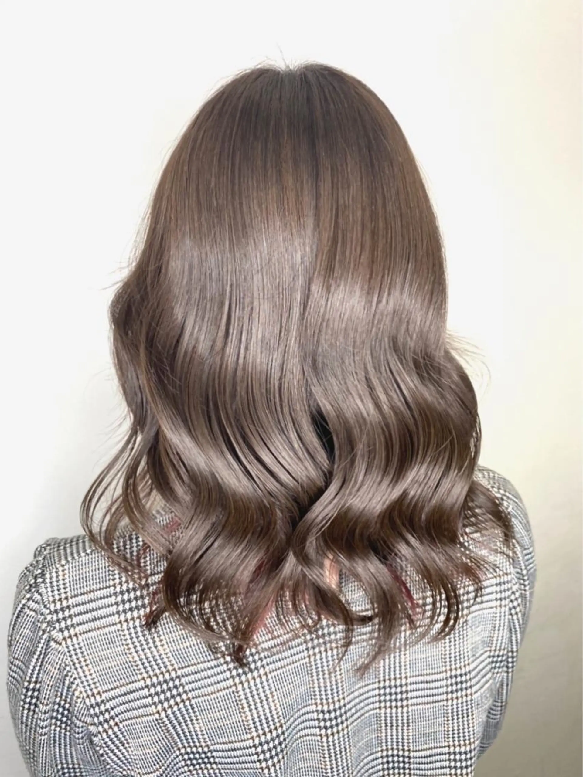 ミディアム 横山 大樹のヘアスタイル