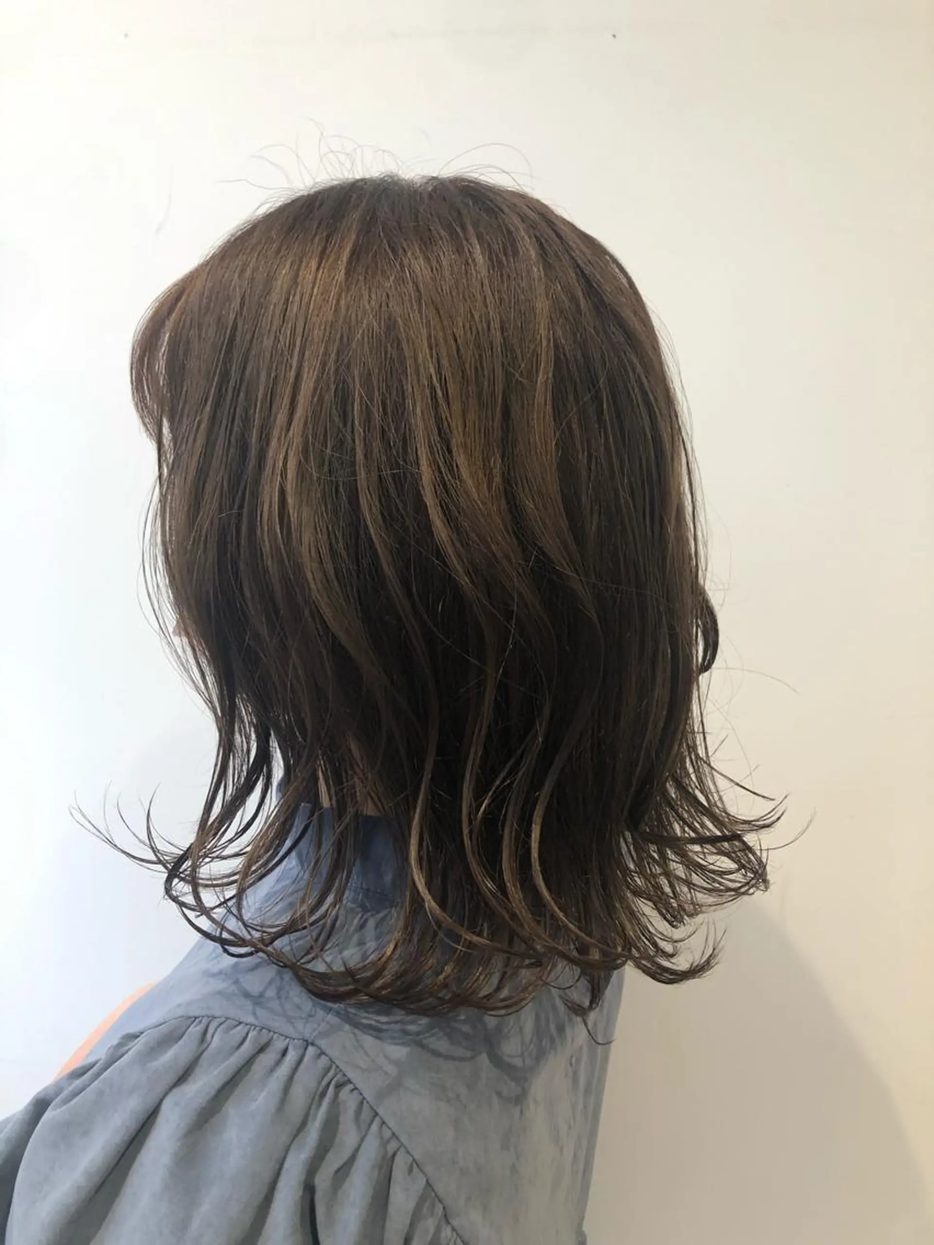 ミディアム カラー グレージュ dogstar小林諒 レイヤー/パーマのヘアスタイル