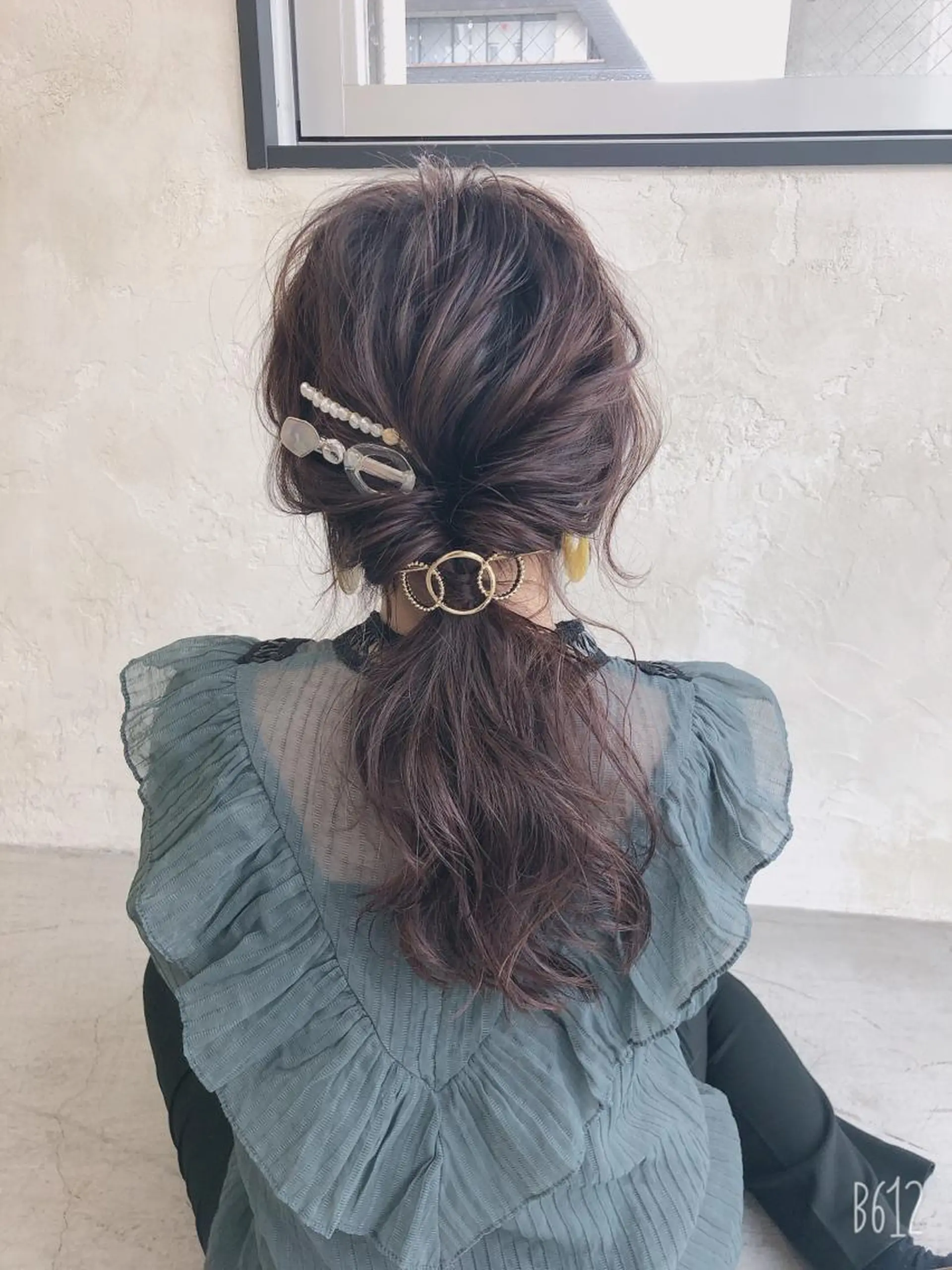 セミロング ヘアアレンジ 中東 真子のヘアスタイル