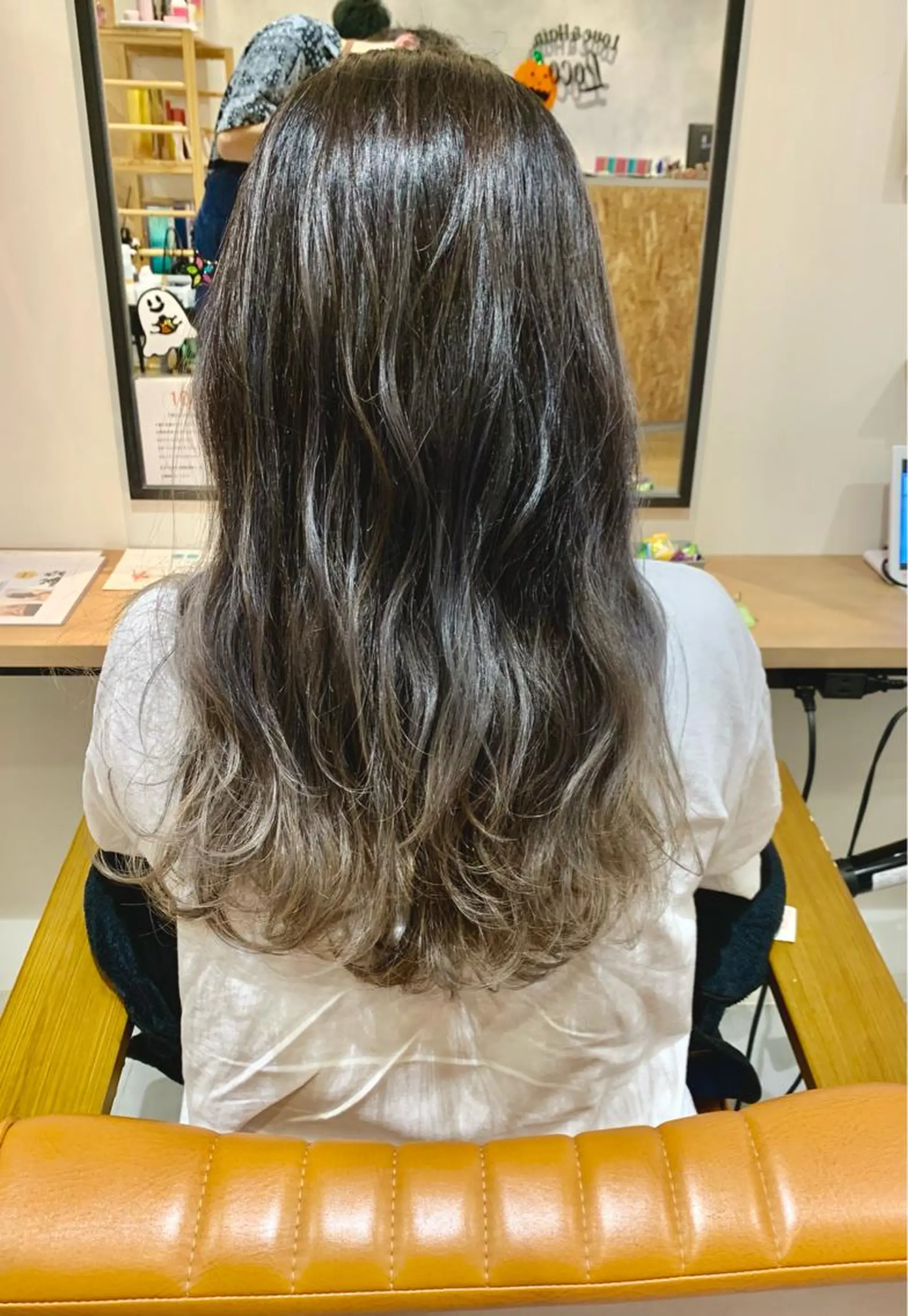 セミロング カラー 森田 尚貴のヘアスタイル