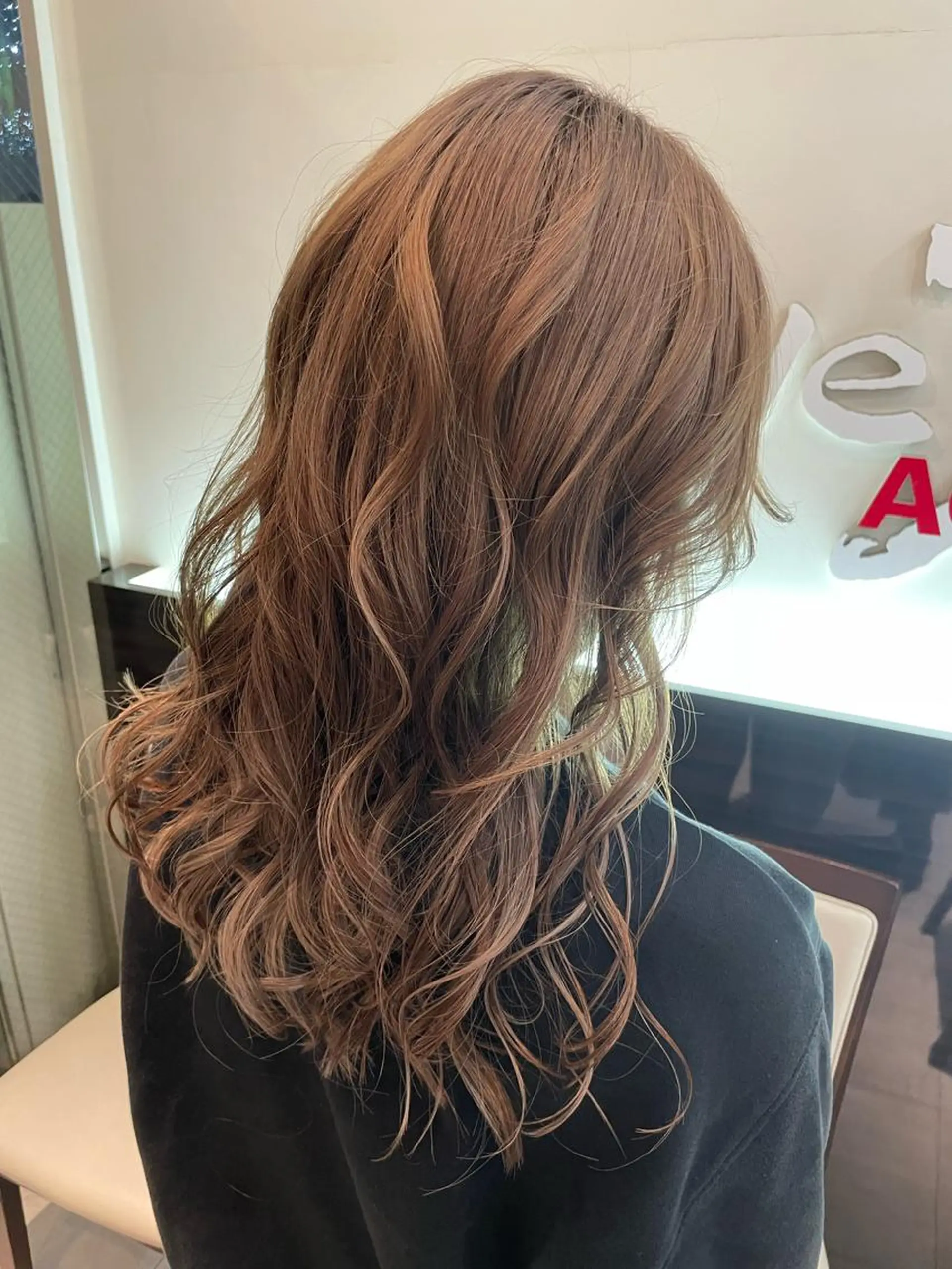 ロング 🌹門奈🌹髪質改善 /透明感カラーのヘアスタイル