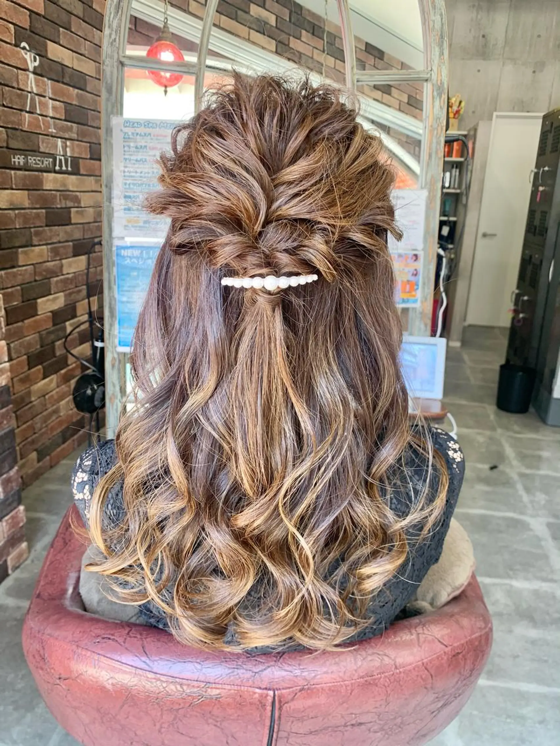 ヘアアレンジ 小関 茅里のマツエク・マツパデザイン