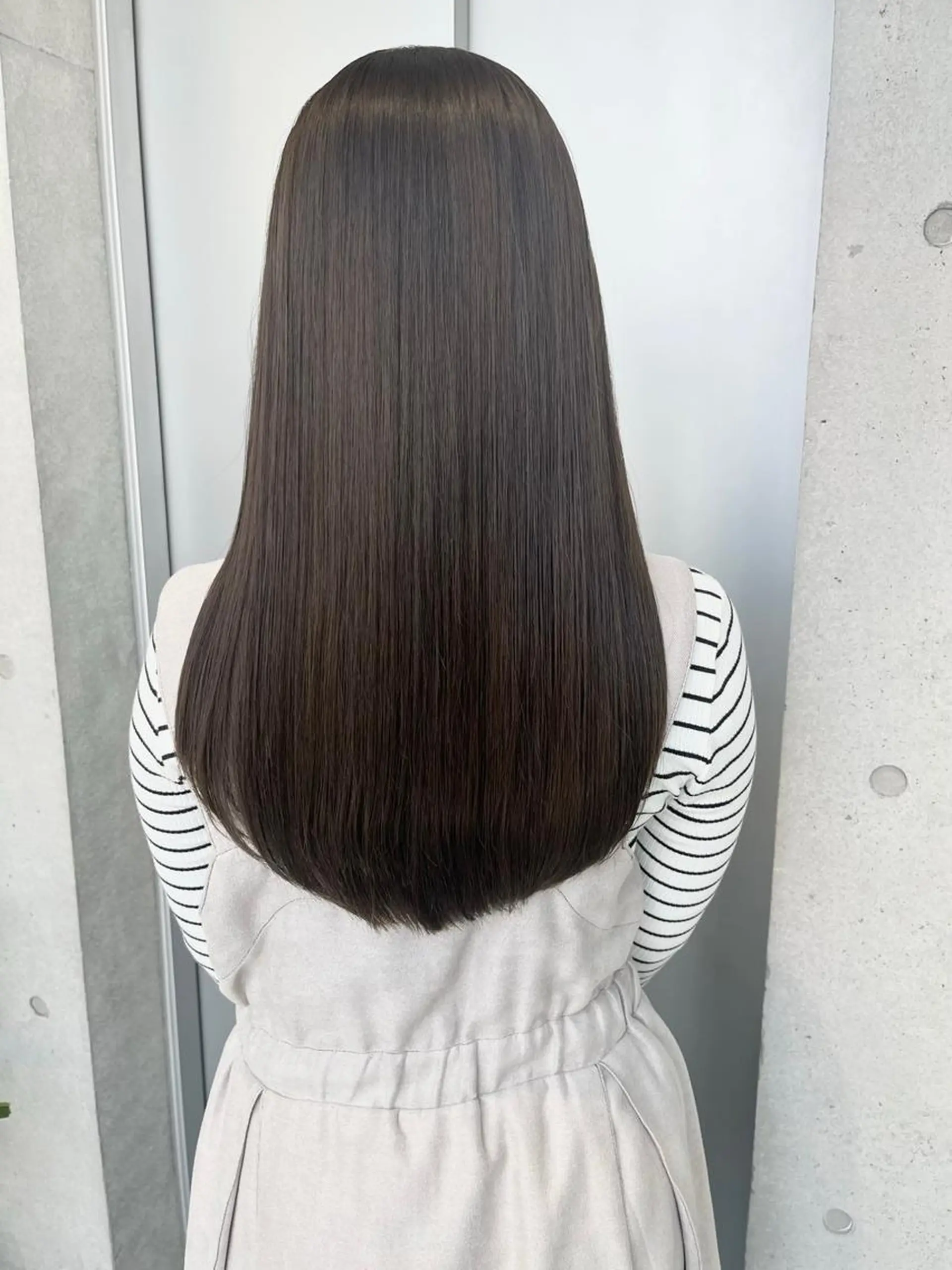 セミロング カラー パーマ ヘアアレンジ ヘアカラー トリートメント 透明感/オリーブ/ グレージュ/YUKAのヘアスタイル