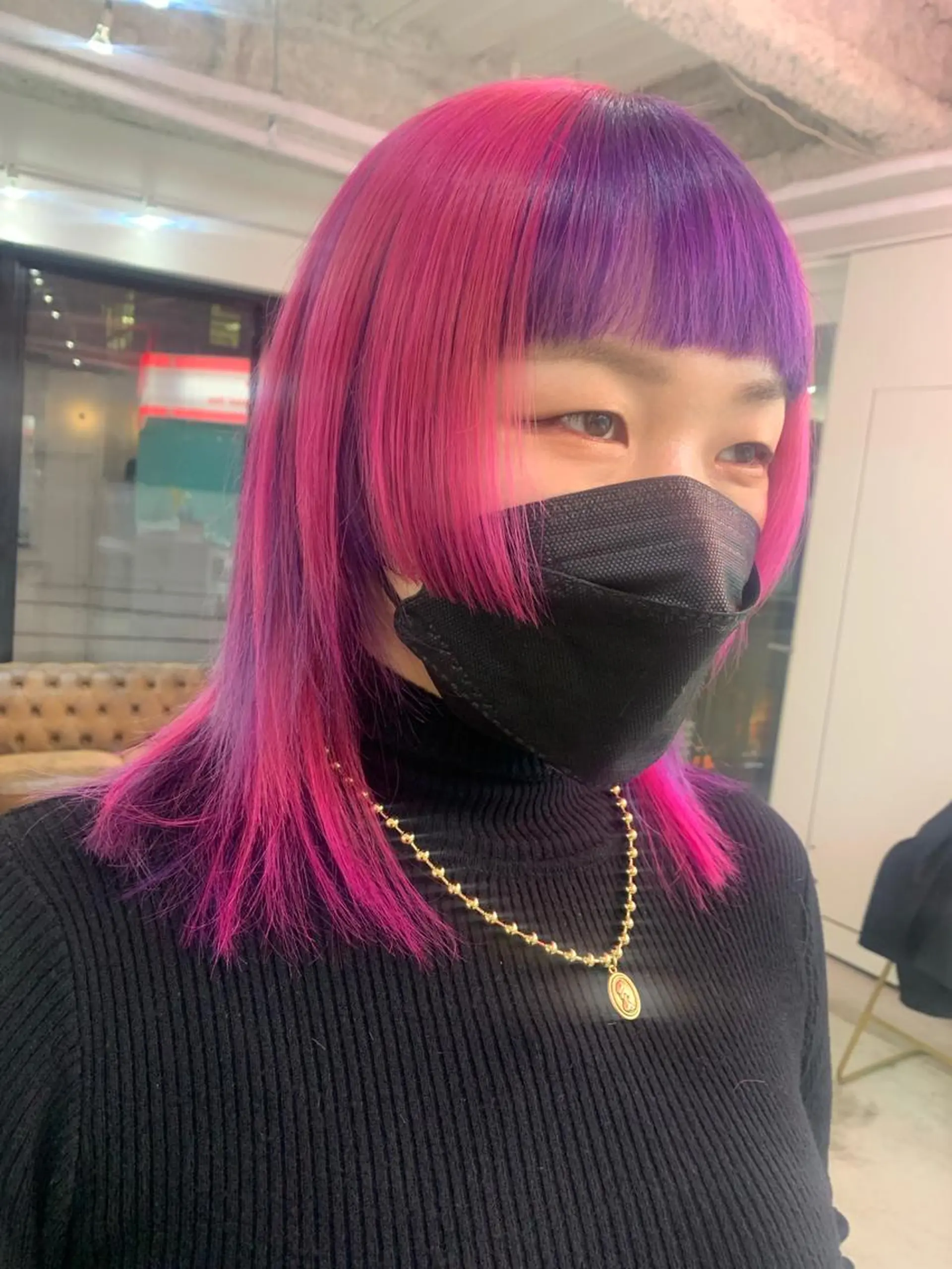 ショート カラー ヘアアレンジ 🧨ブリーチー×ボブ レイヤー💎じゅえるのヘアスタイル