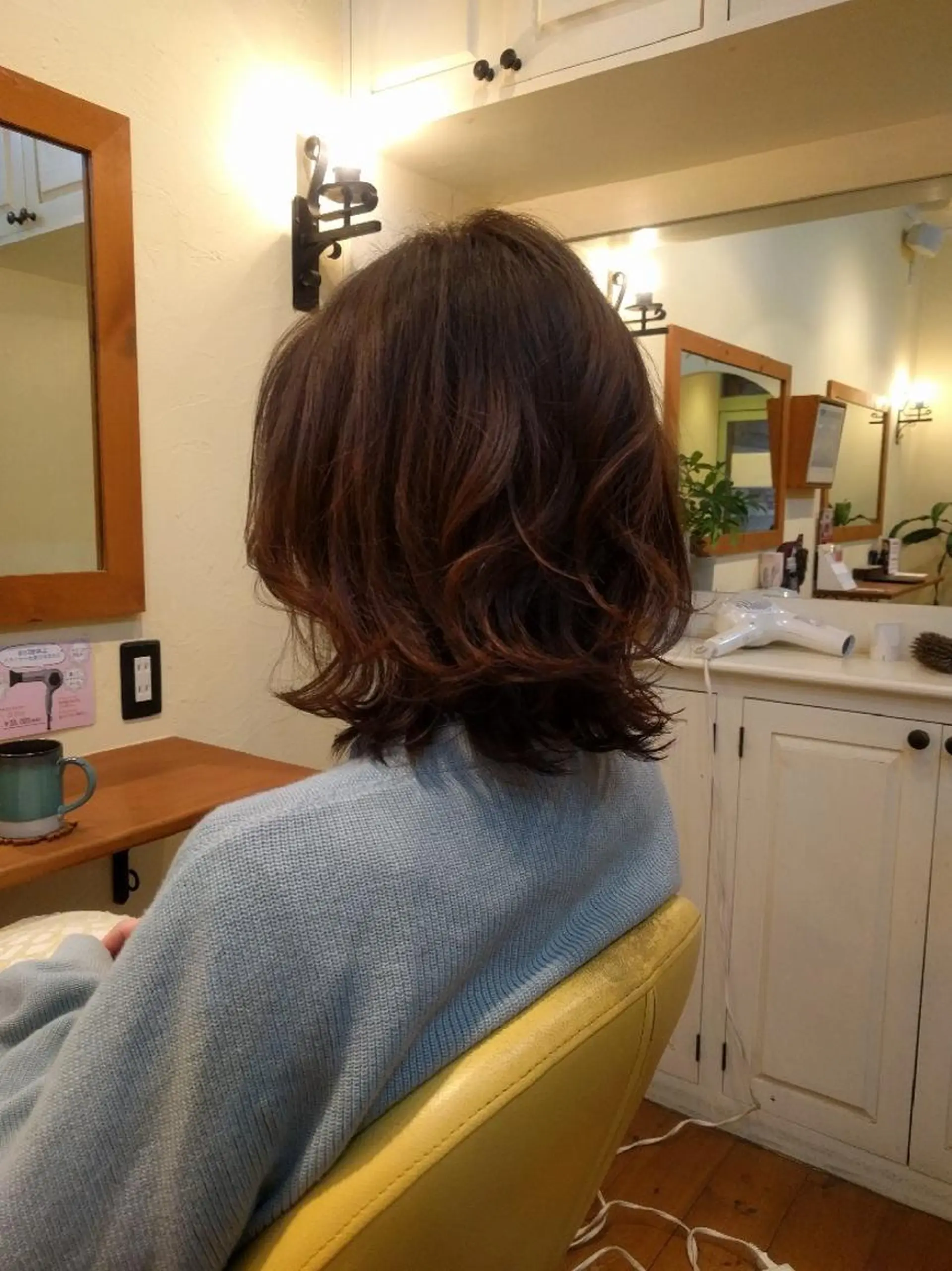 ミディアム favorite所属・丸山 良司のヘアスタイル