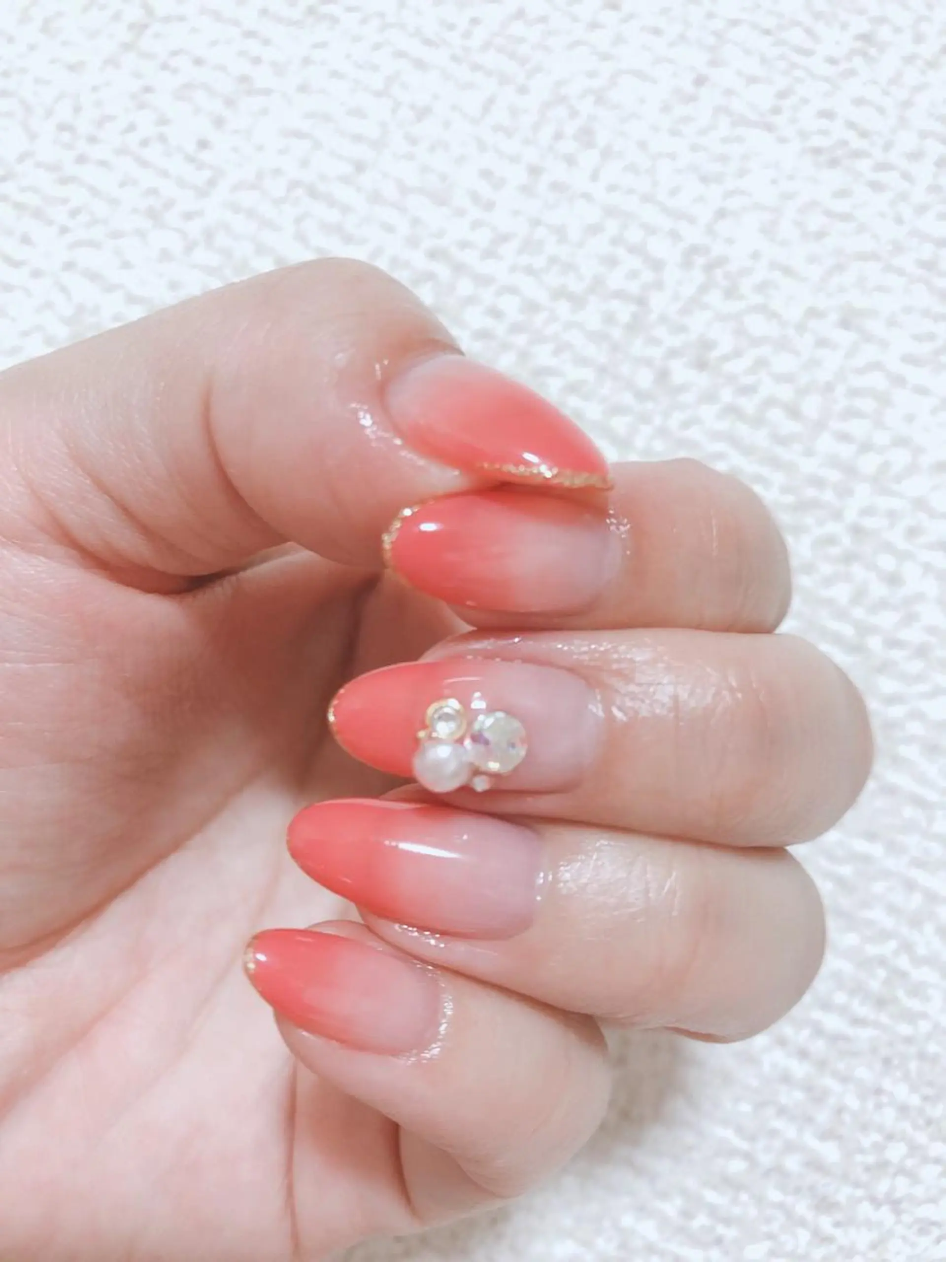 ネイル 横浜ネイルサロン はぴねす所属・ネイルサロンはぴねす EMIRIのネイルデザイン