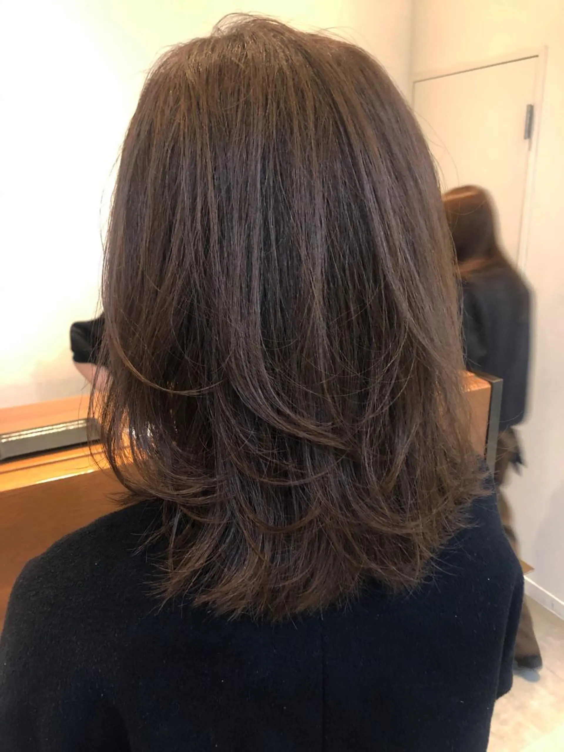 ミディアム カラー レイヤーカット 💫期間限定価格💫 似合わせカット🧚のヘアスタイル