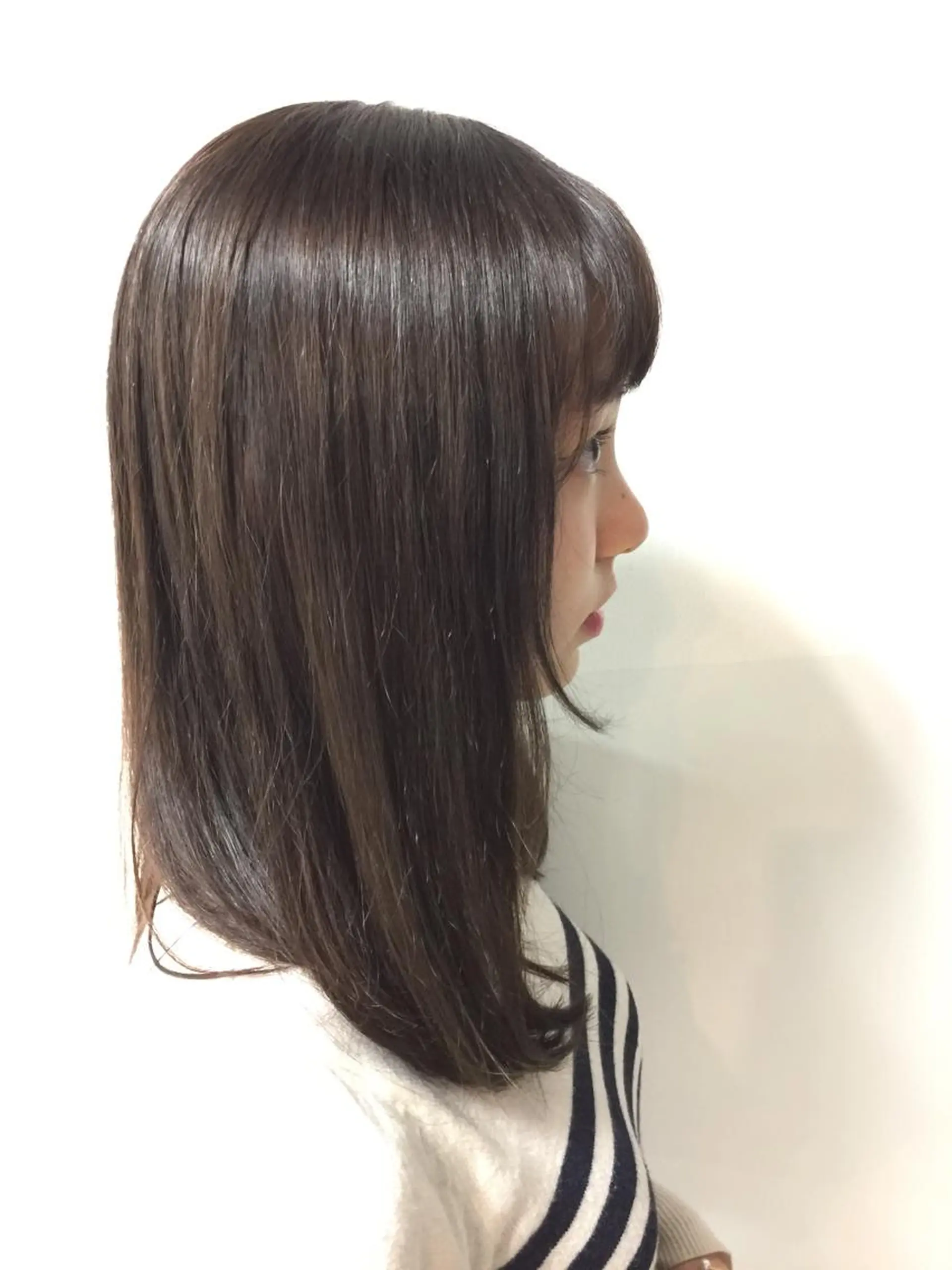 ミディアム カラー デザインヘア 小林裕史のヘアスタイル