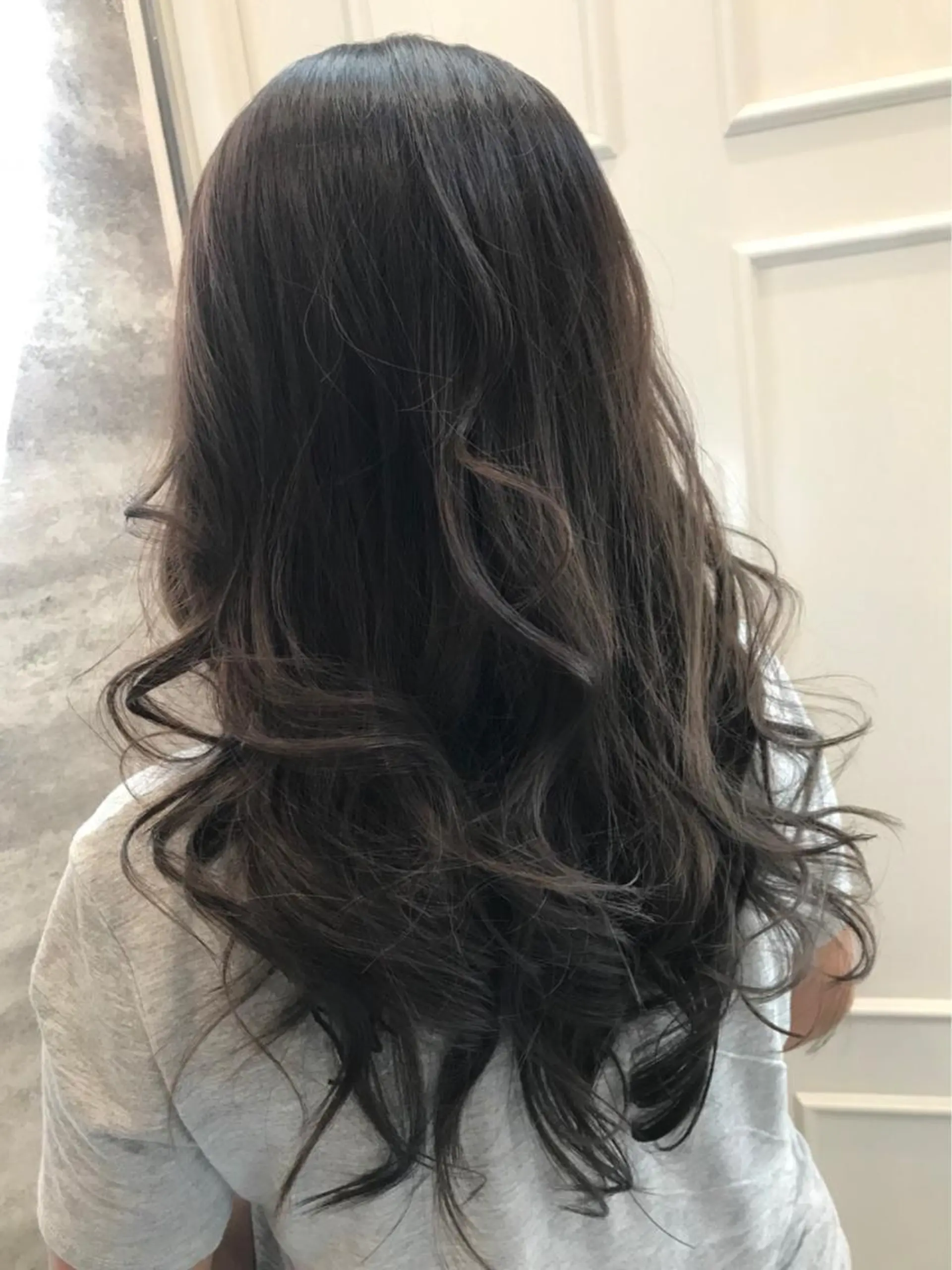 セミロング カラー ダークグレー 🫟Blanco🫟 Color&Careのヘアスタイル