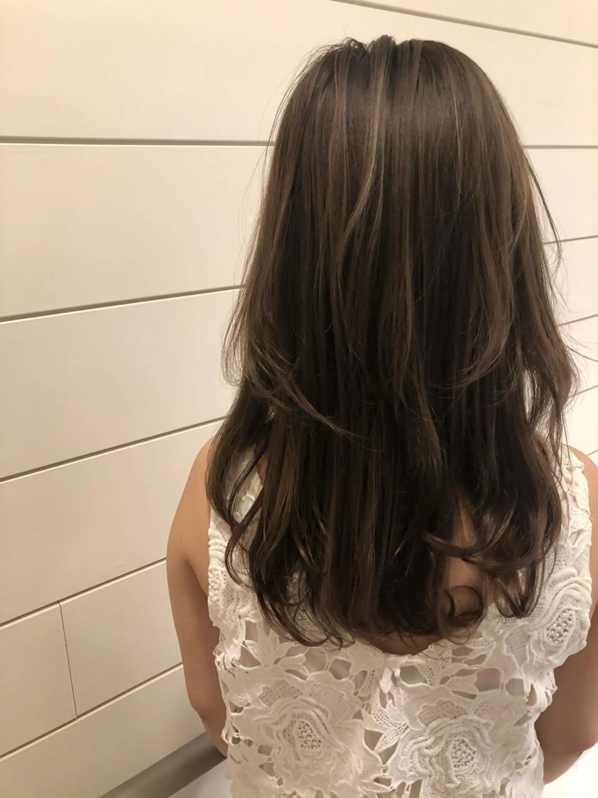 ミディアム カラー 渋谷/韓国風 西原直樹のヘアスタイル