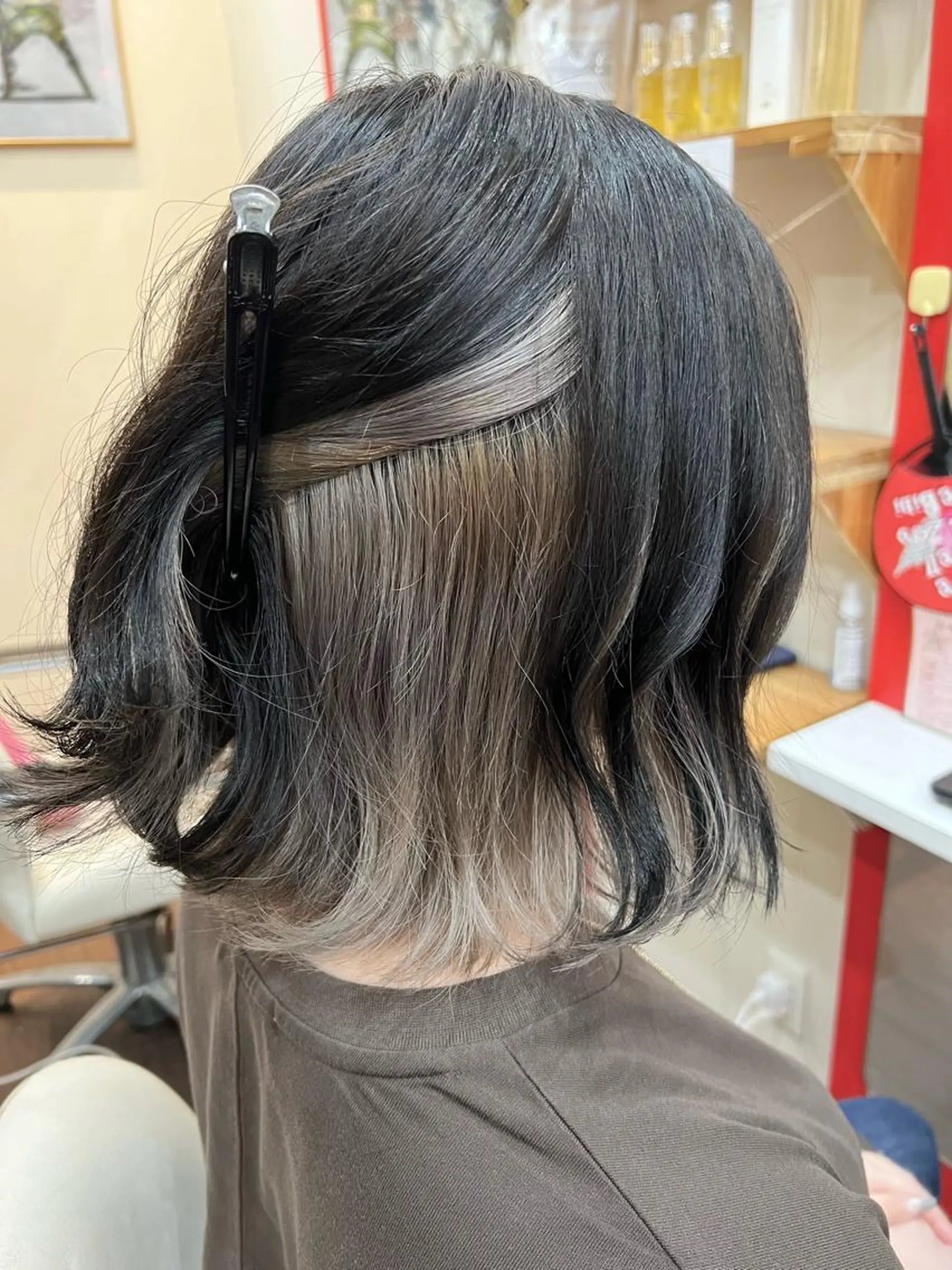 ショート カラー アッシュ ブリーチ ヘアカラー まさき✂︎ブリーチ／ デザインカラーのヘアスタイル