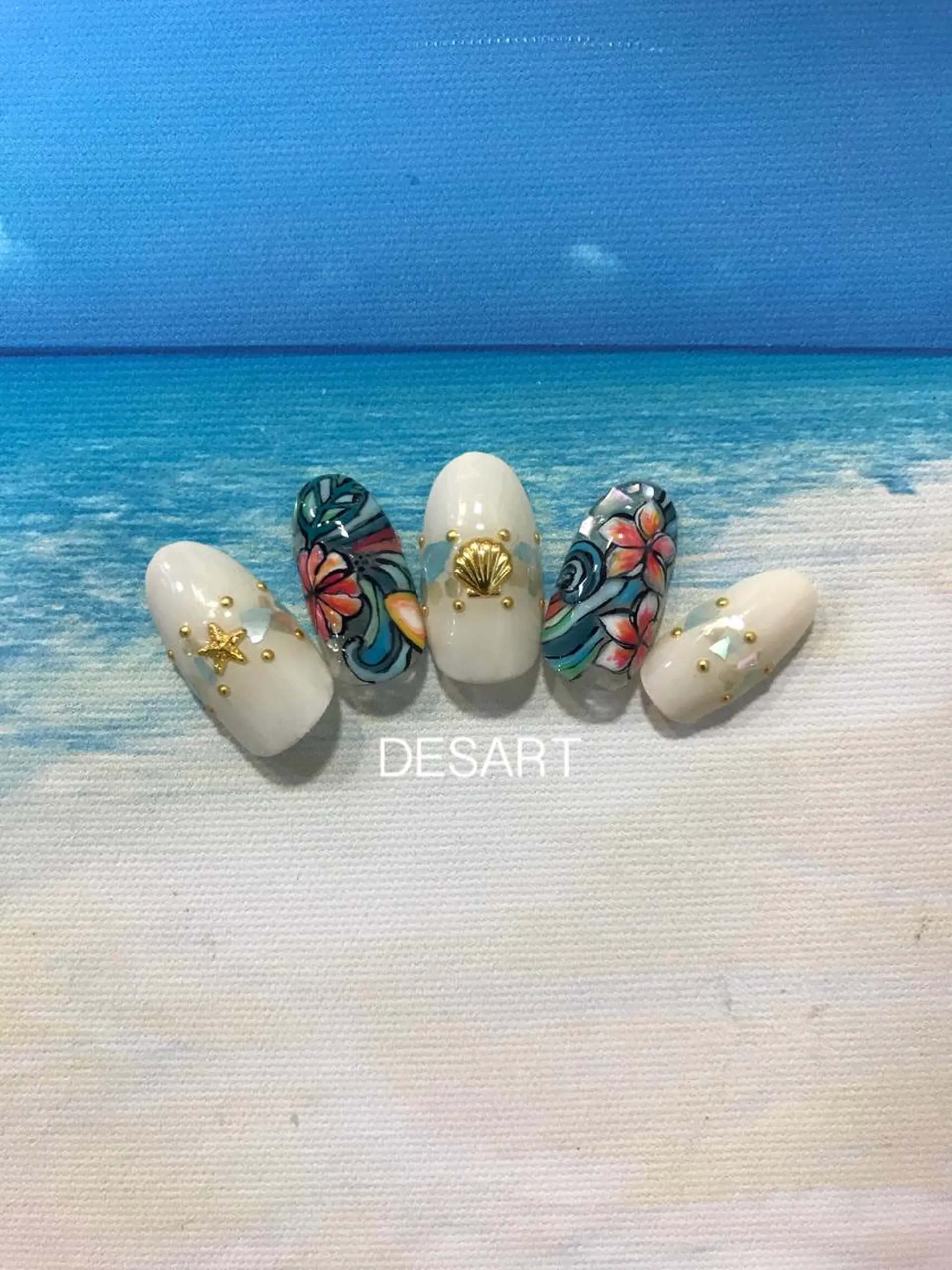 ネイル ”salon" そりまちゆうこのネイルデザイン