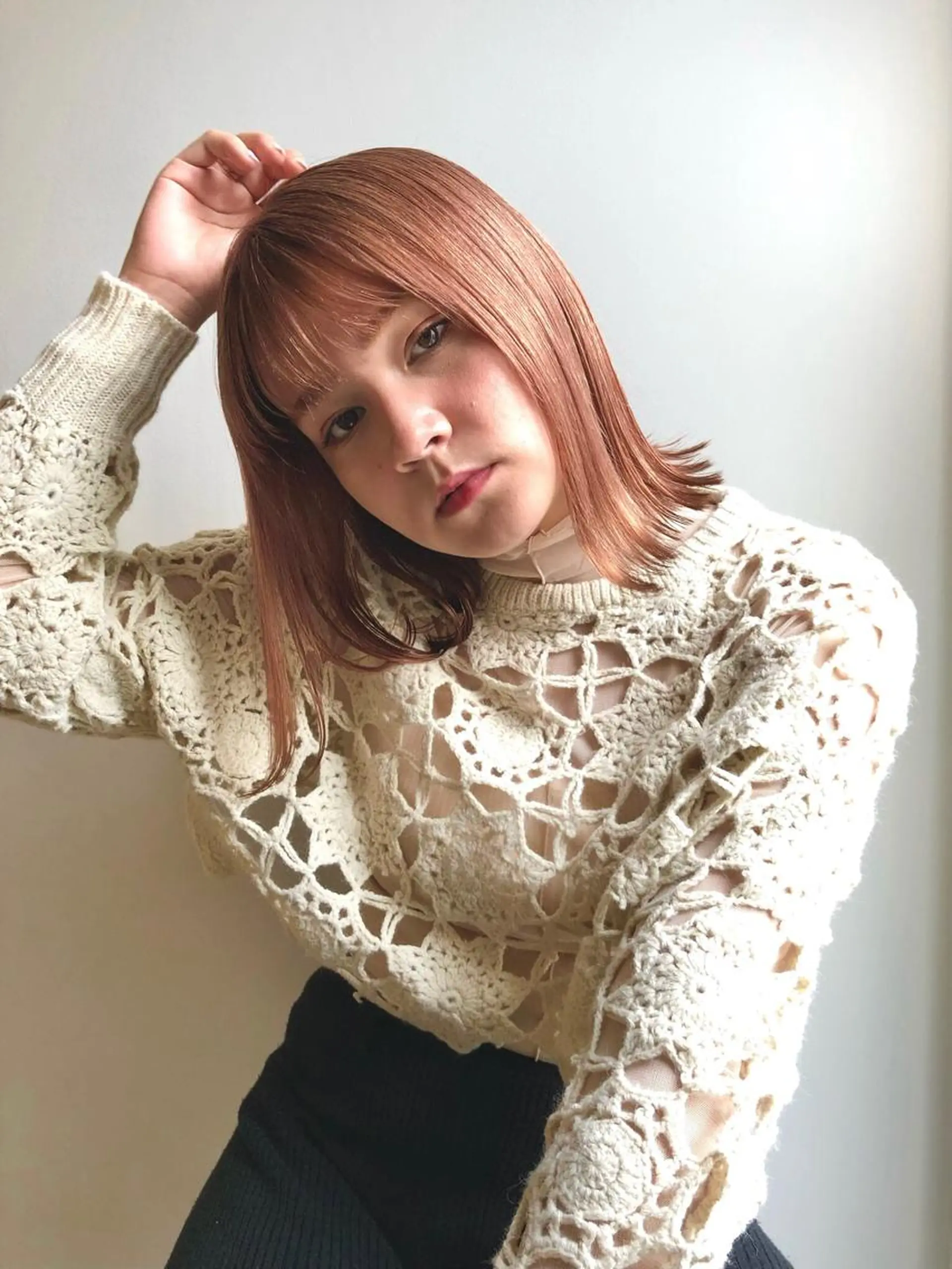 ミディアム カラー ⭐ハイトーンブリーチ ミルクティーピンクのヘアスタイル