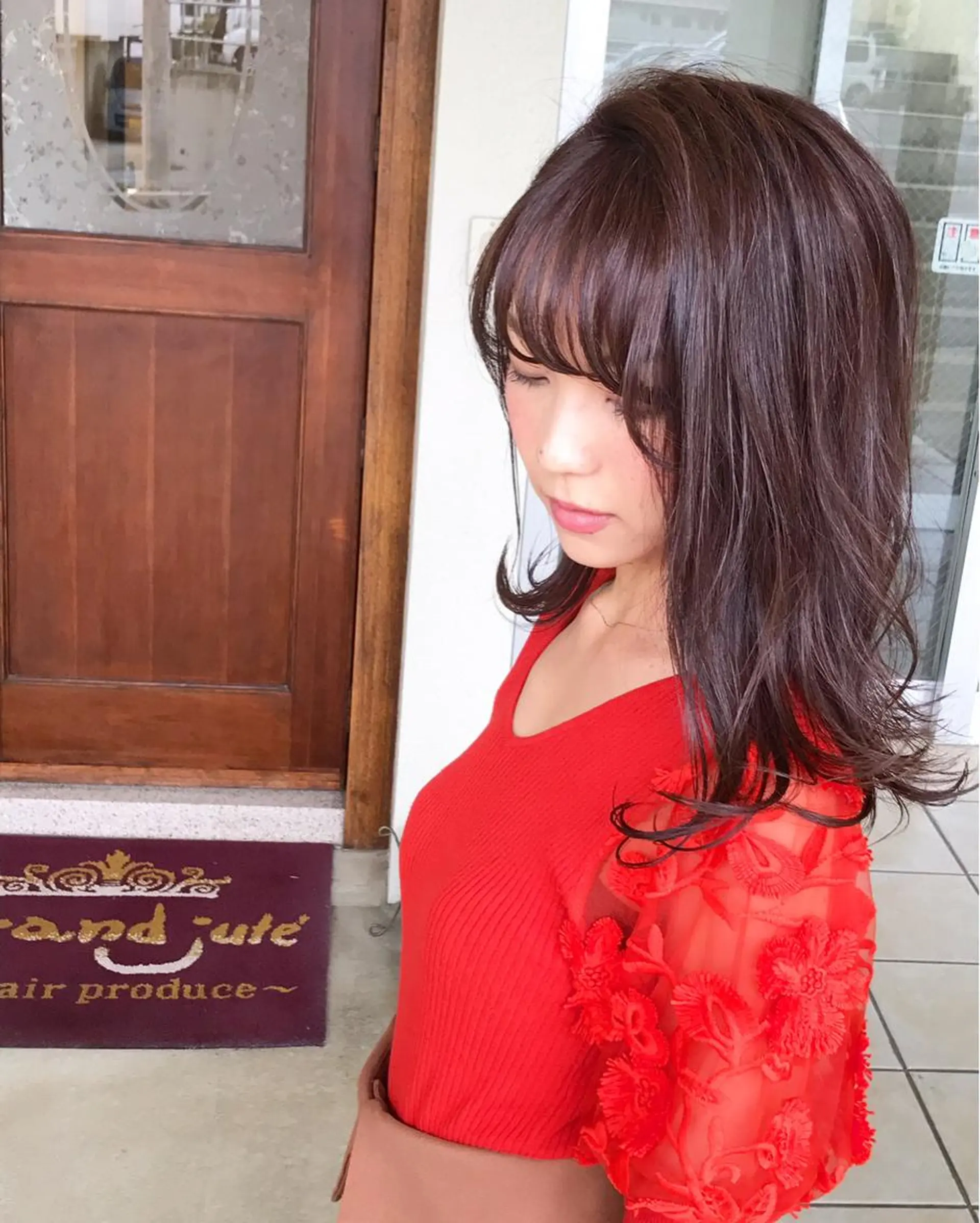 ミディアム カラー グレージュ ラベンダーカラー ラベンダーグレージュ ラベンダーグレー カット ヘアカラー トリートメント grand juteのヘアスタイル