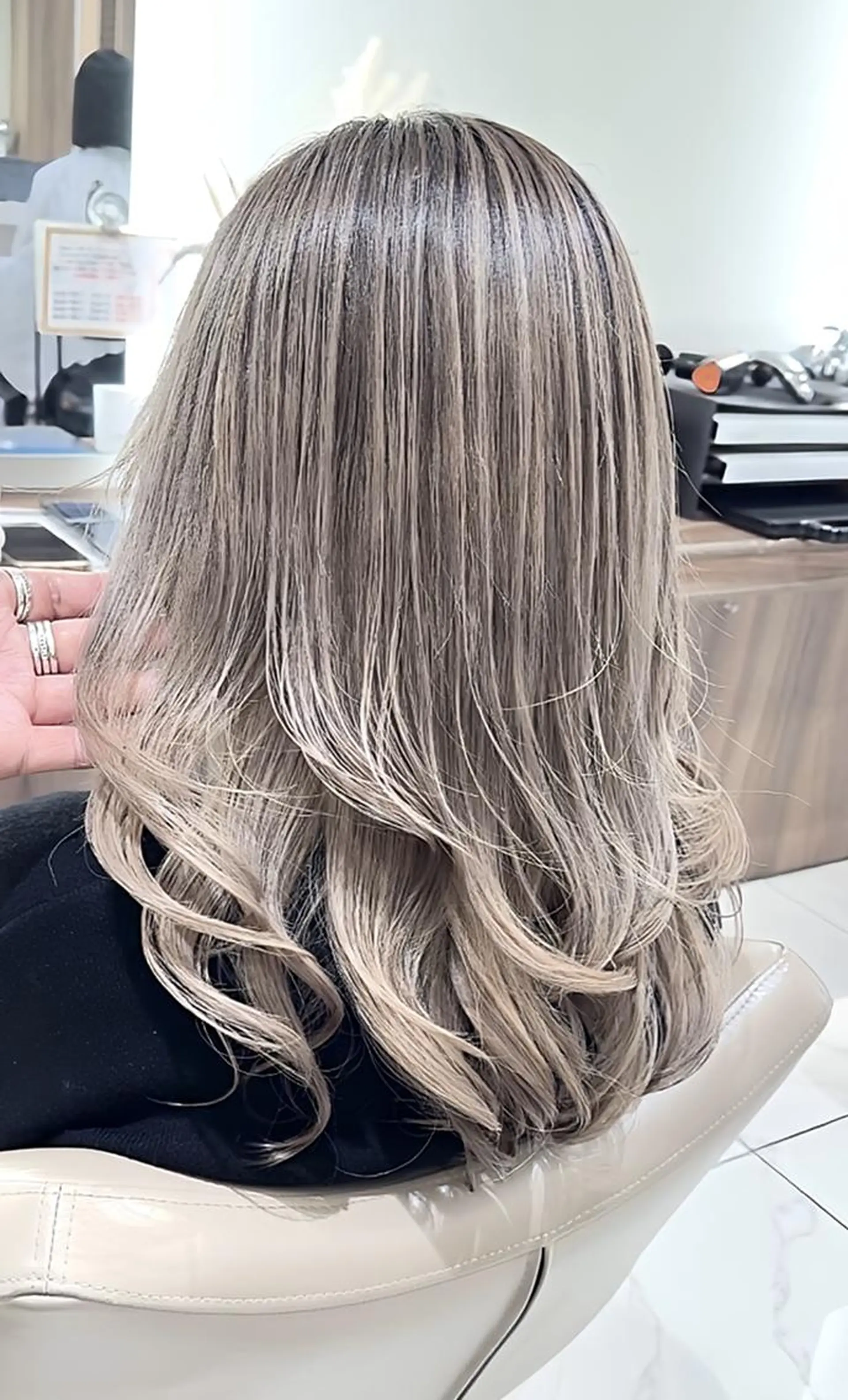 ロング カラー ブリーチ 髪質改善 ヘアカラー ＡＳＨ大宮/ブリーチ 髪質改善/カラーのヘアスタイル