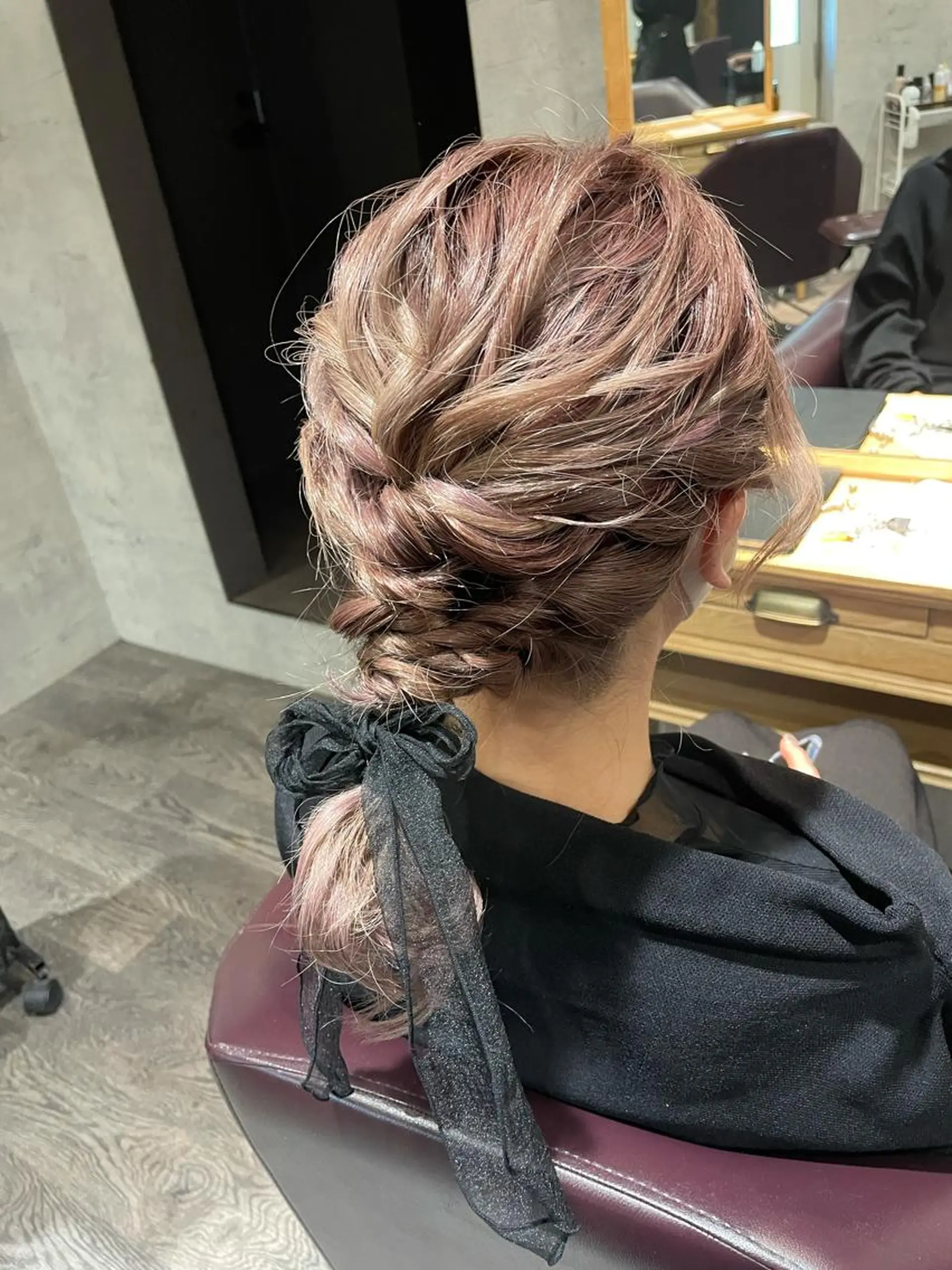 セミロング ヘアセット 🦄艶カラー×韓国 NANA💎🐬のヘアスタイル