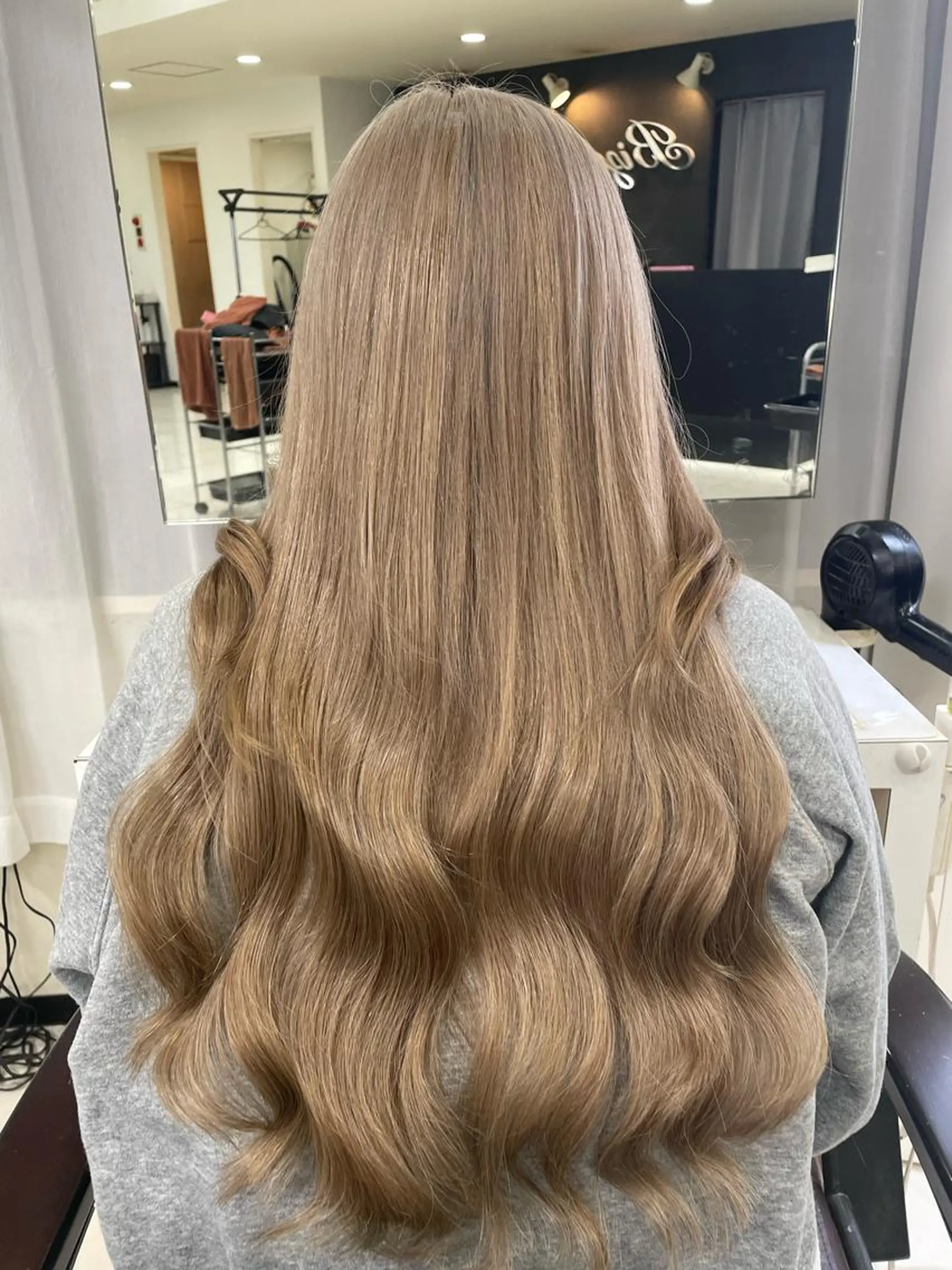 ロング カラー ヘアカラー エクステ Ria OSAKA　梅田所属・マリカ🦋韓国 ハイトーン/エクステのヘアスタイル