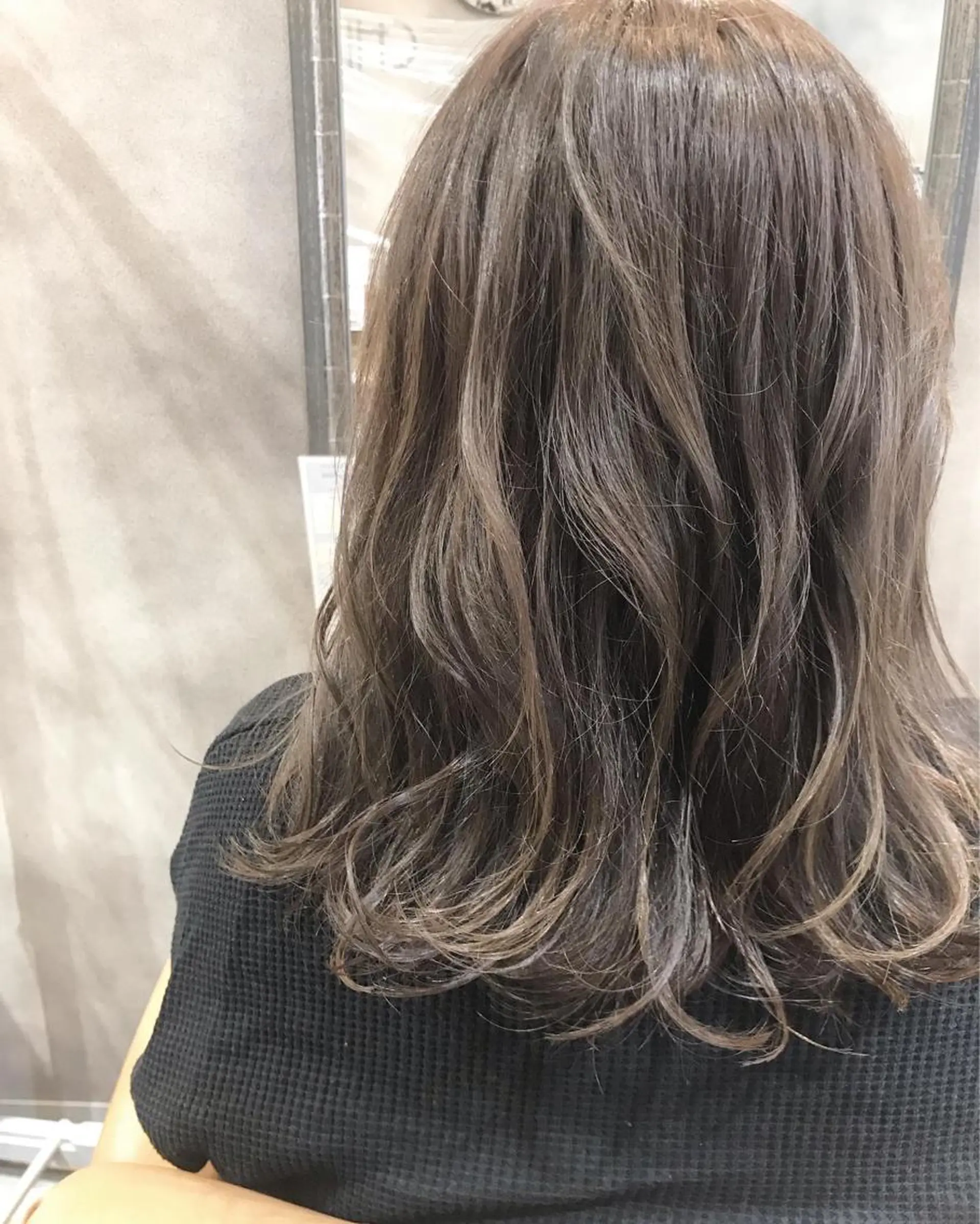 ミディアム channel 大澤俊文のヘアスタイル